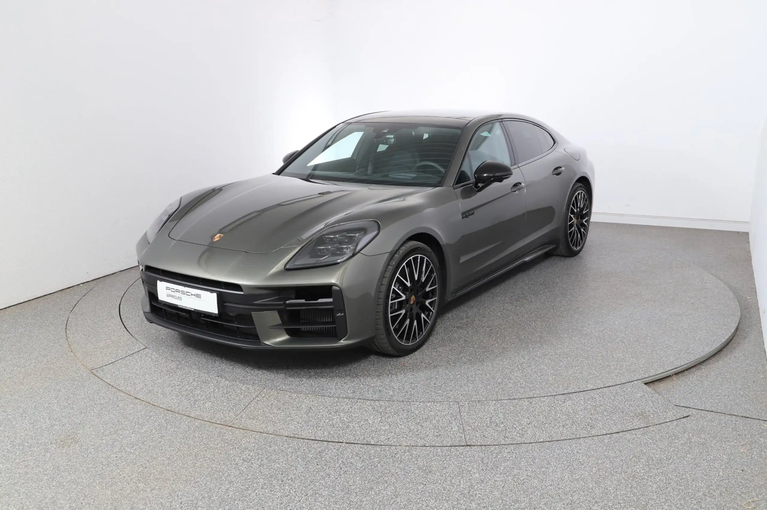 Porsche - Panamera