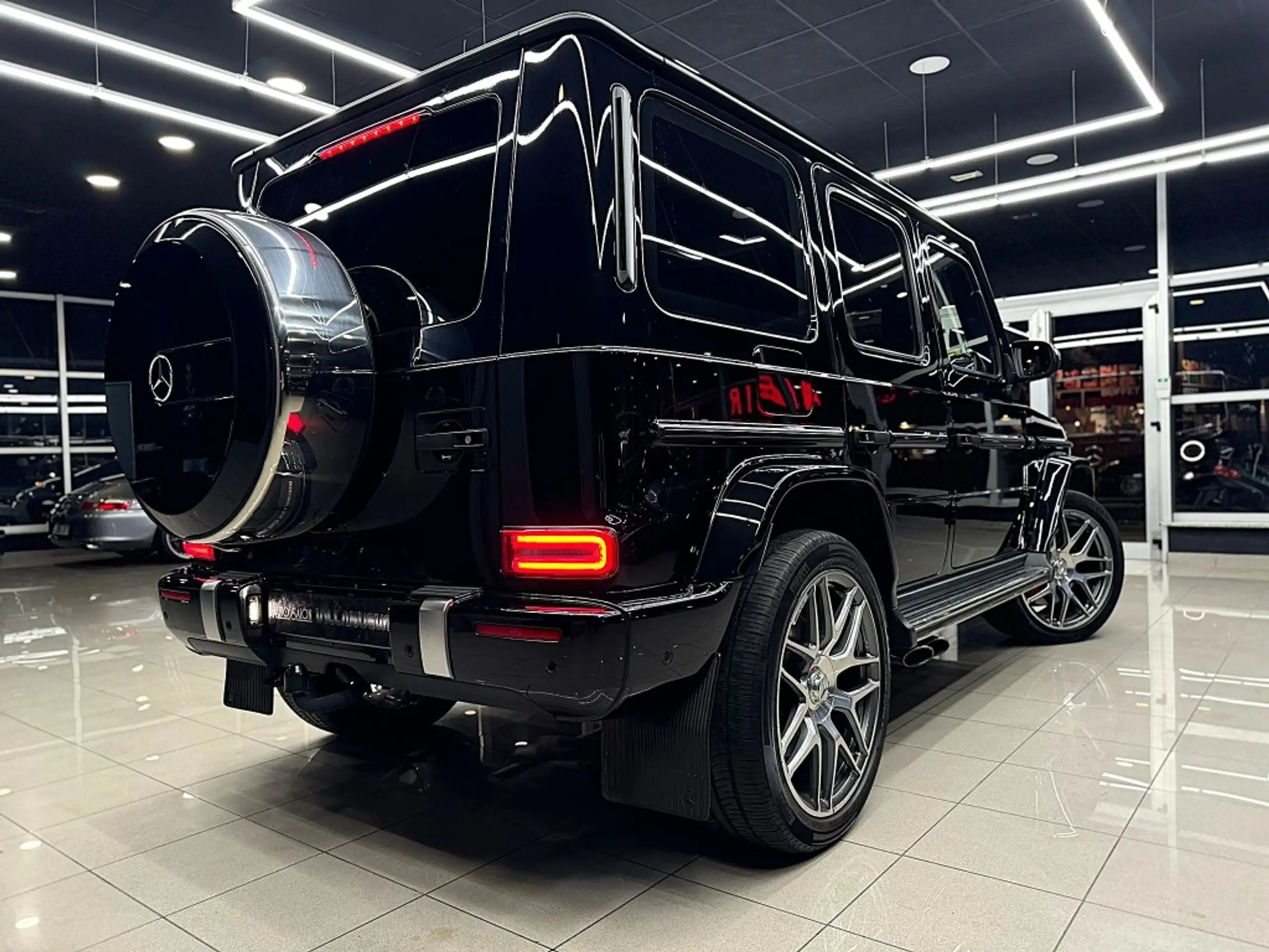 Mercedes-Benz - G 63 AMG