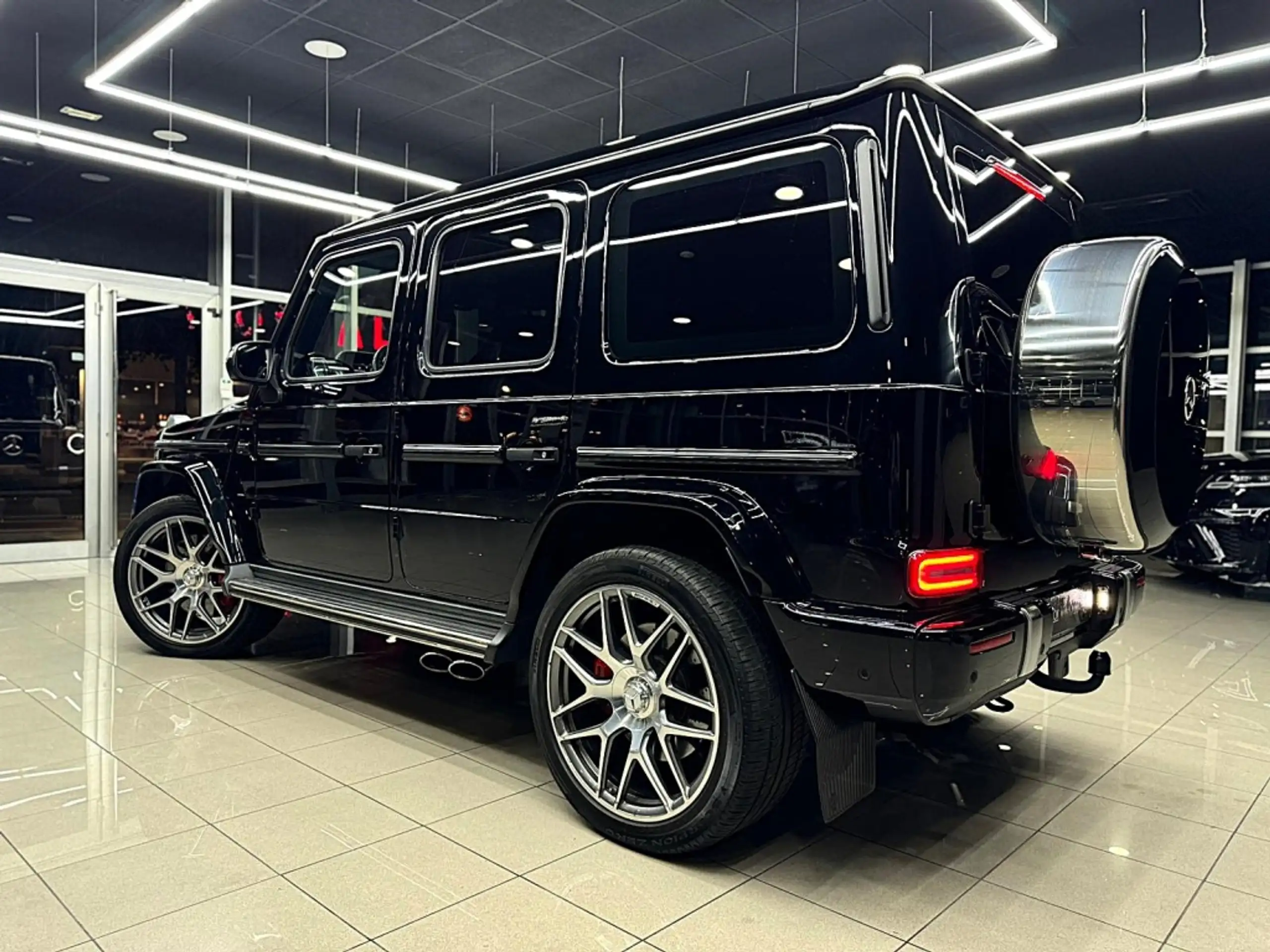 Mercedes-Benz - G 63 AMG