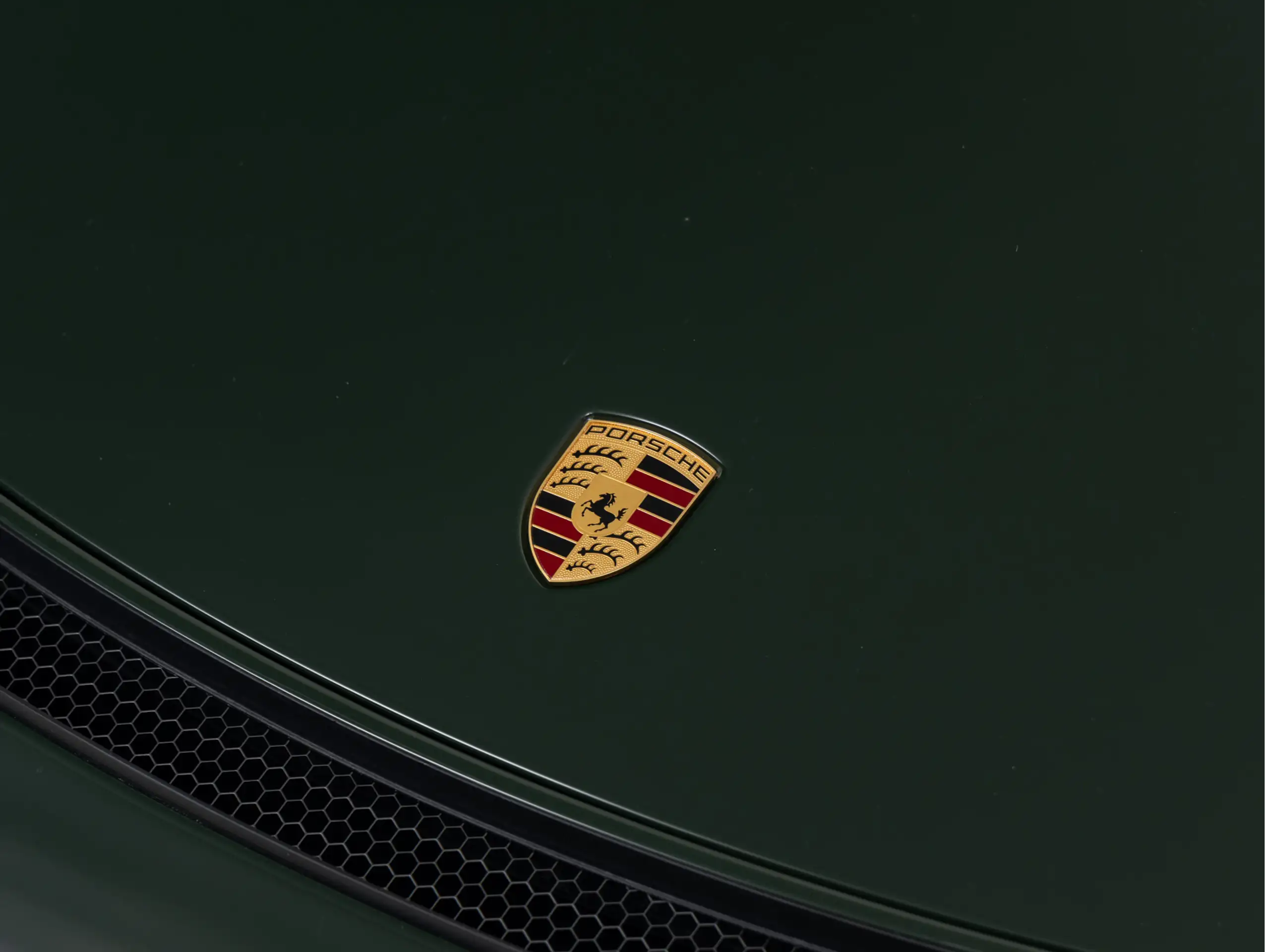 Porsche - 718 Spyder