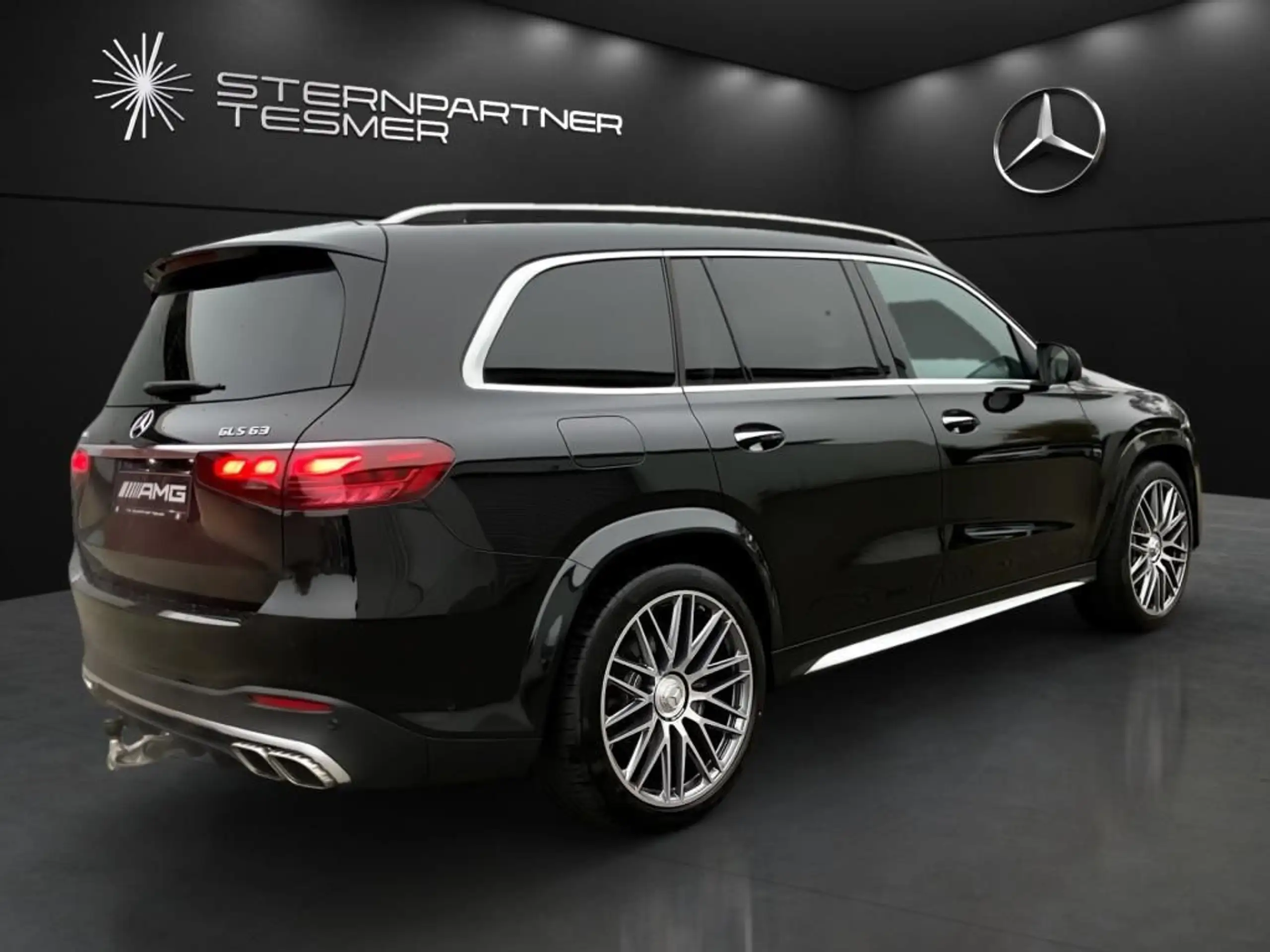 Mercedes-Benz - GLS 63 AMG