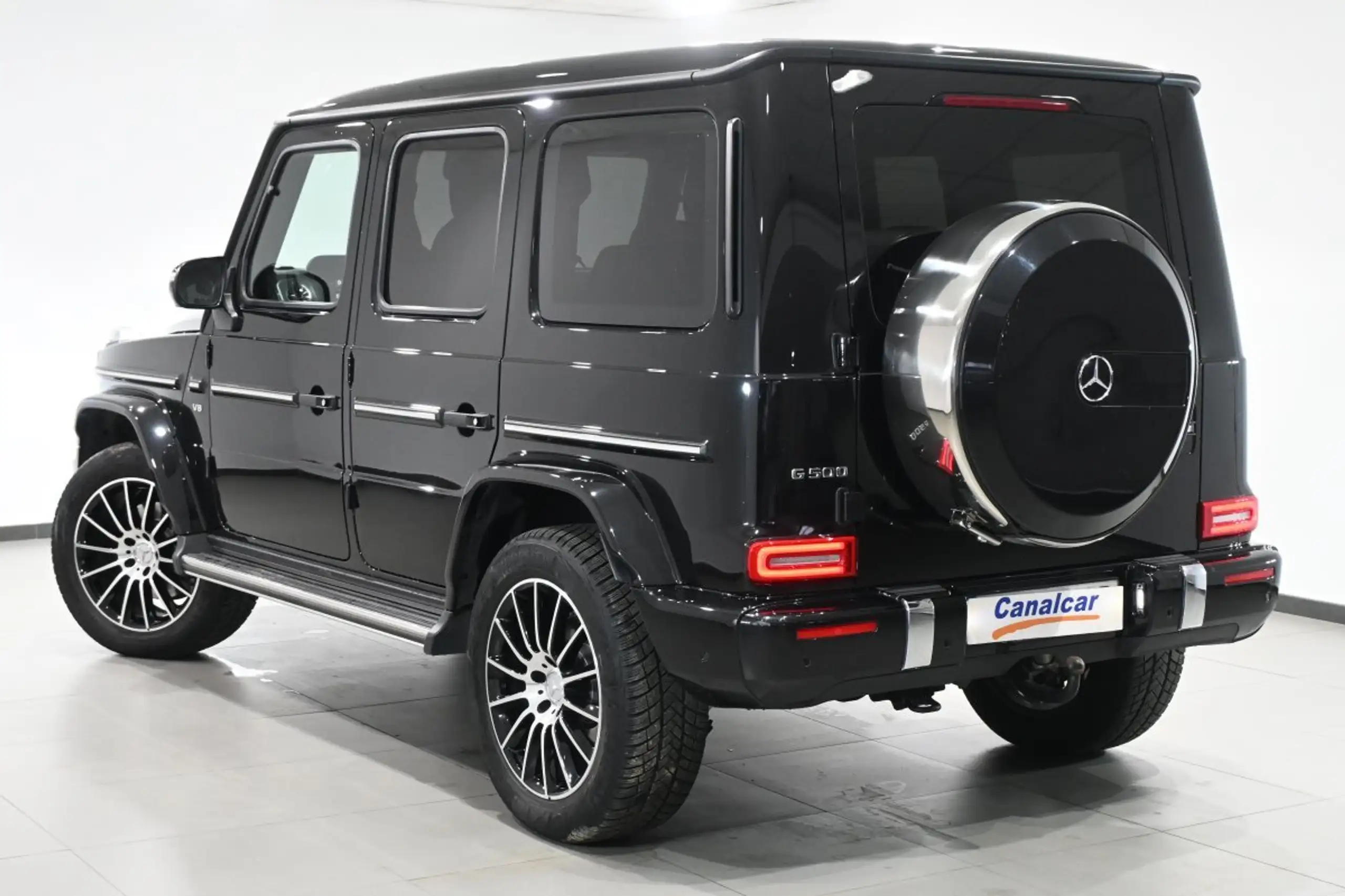 Mercedes-Benz - G 500