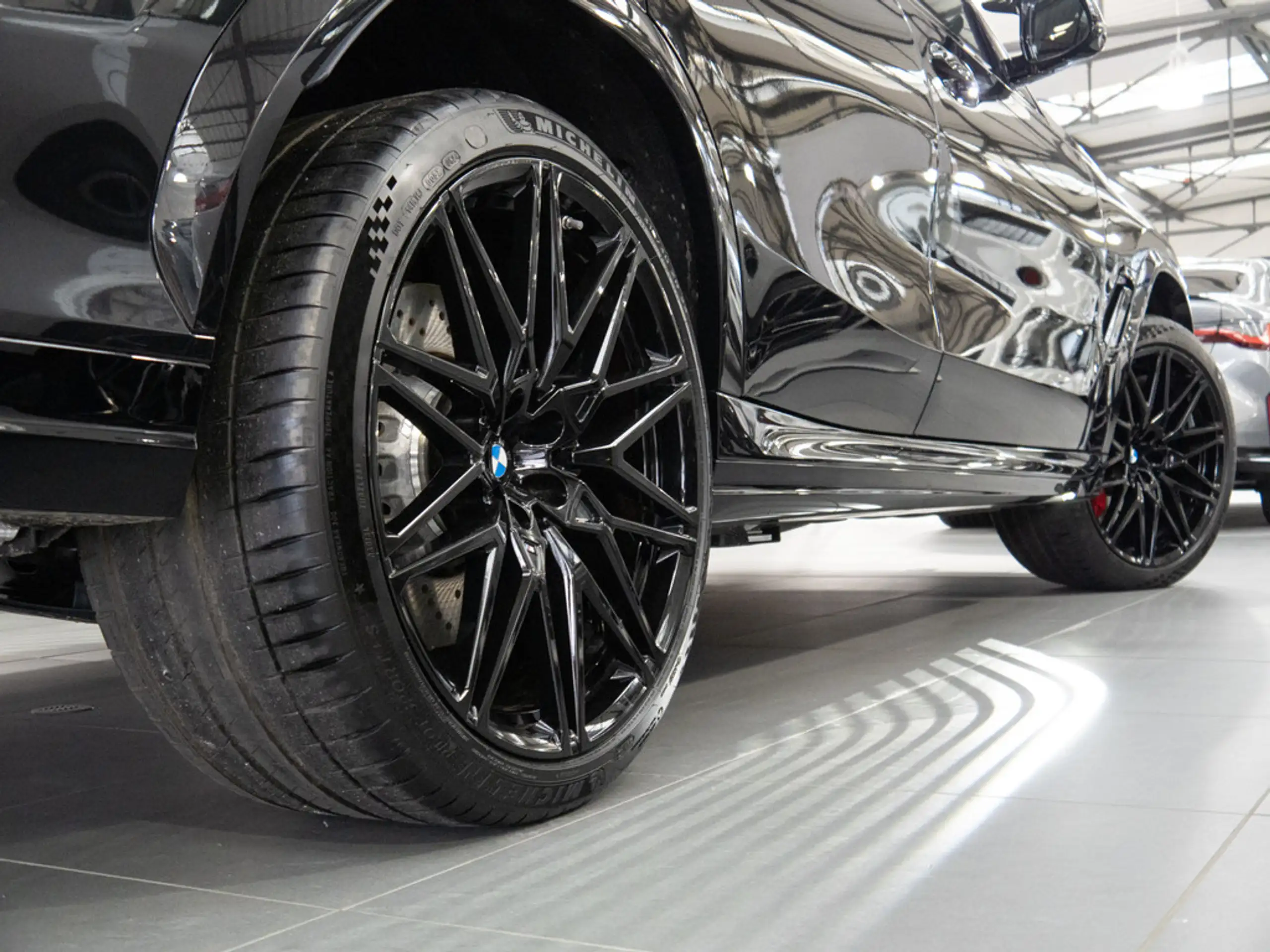 BMW - X6 M