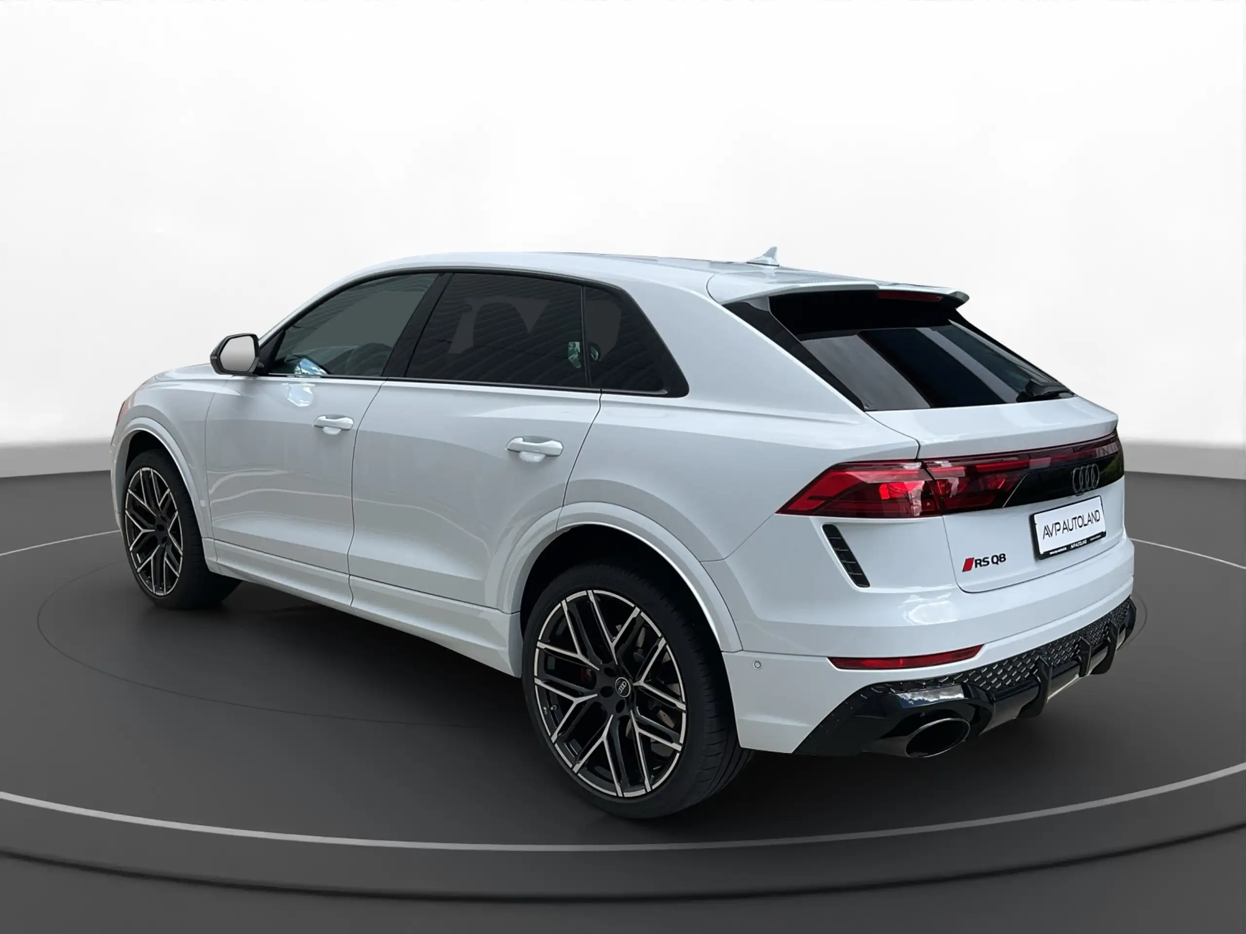 Audi - RS Q8