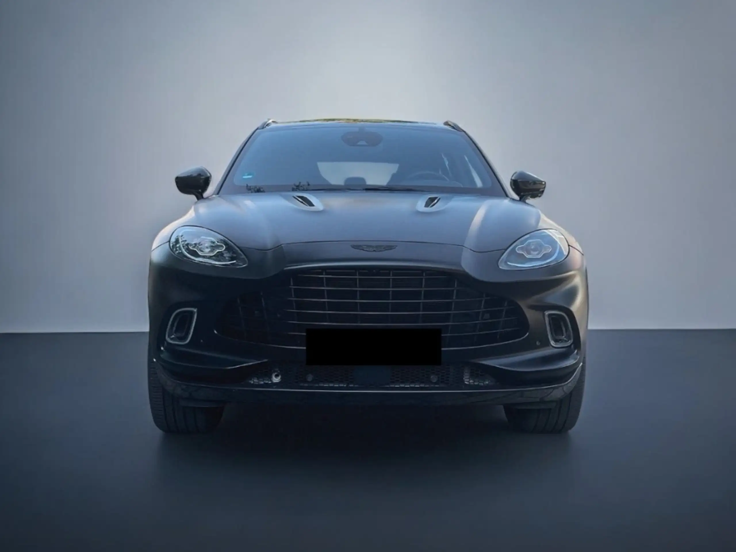 Aston Martin - DBX