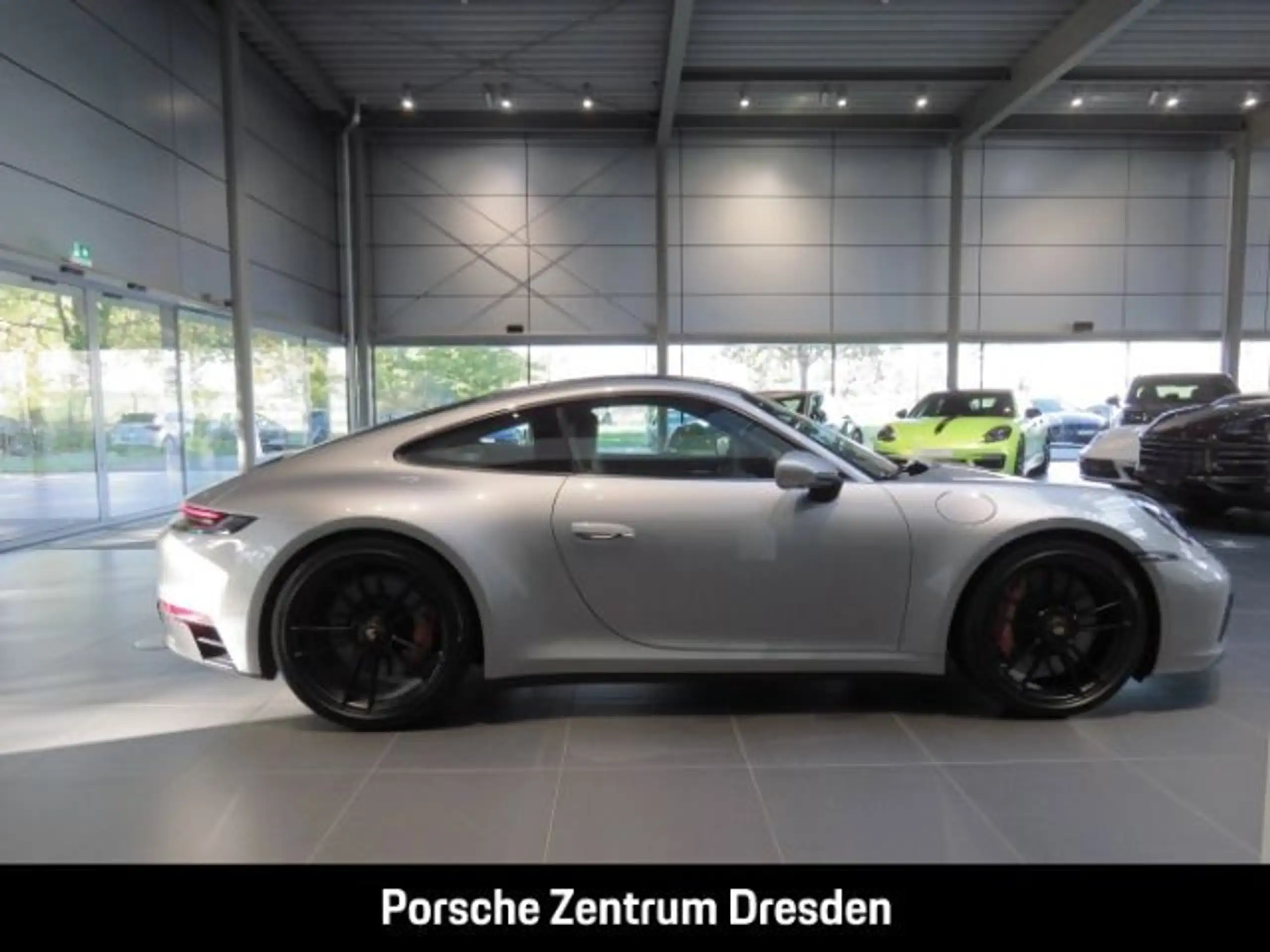 Porsche - 992