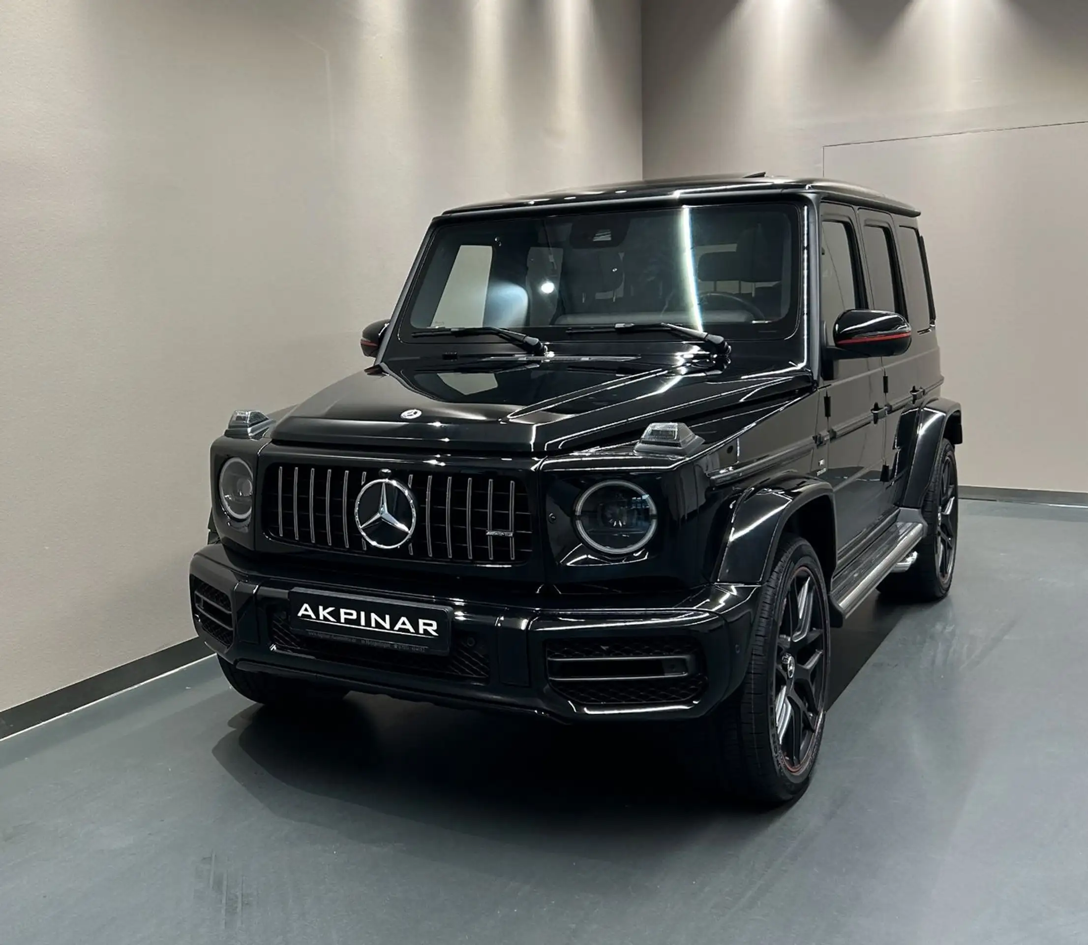 Mercedes-Benz - G 63 AMG