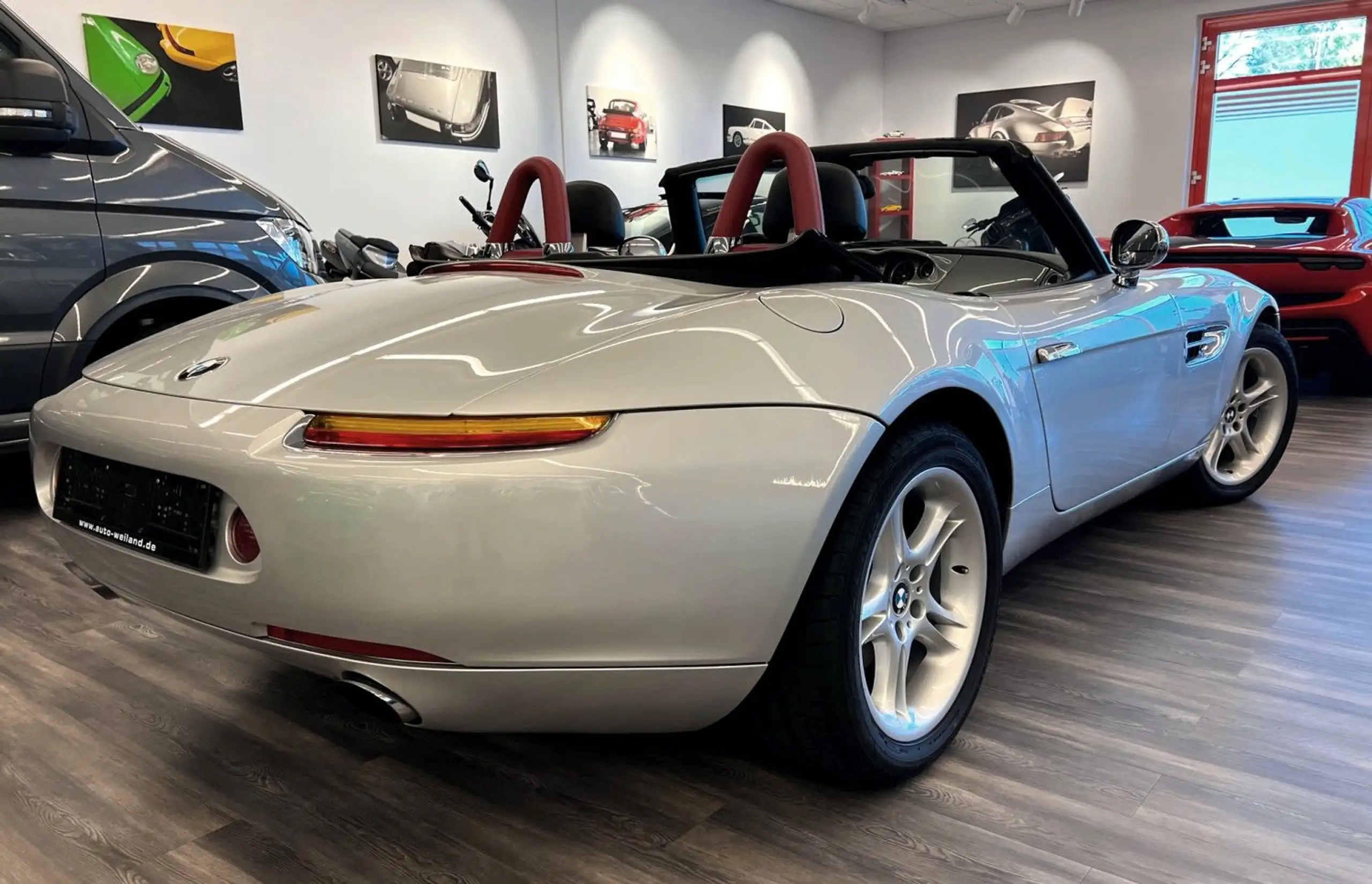 BMW - Z8