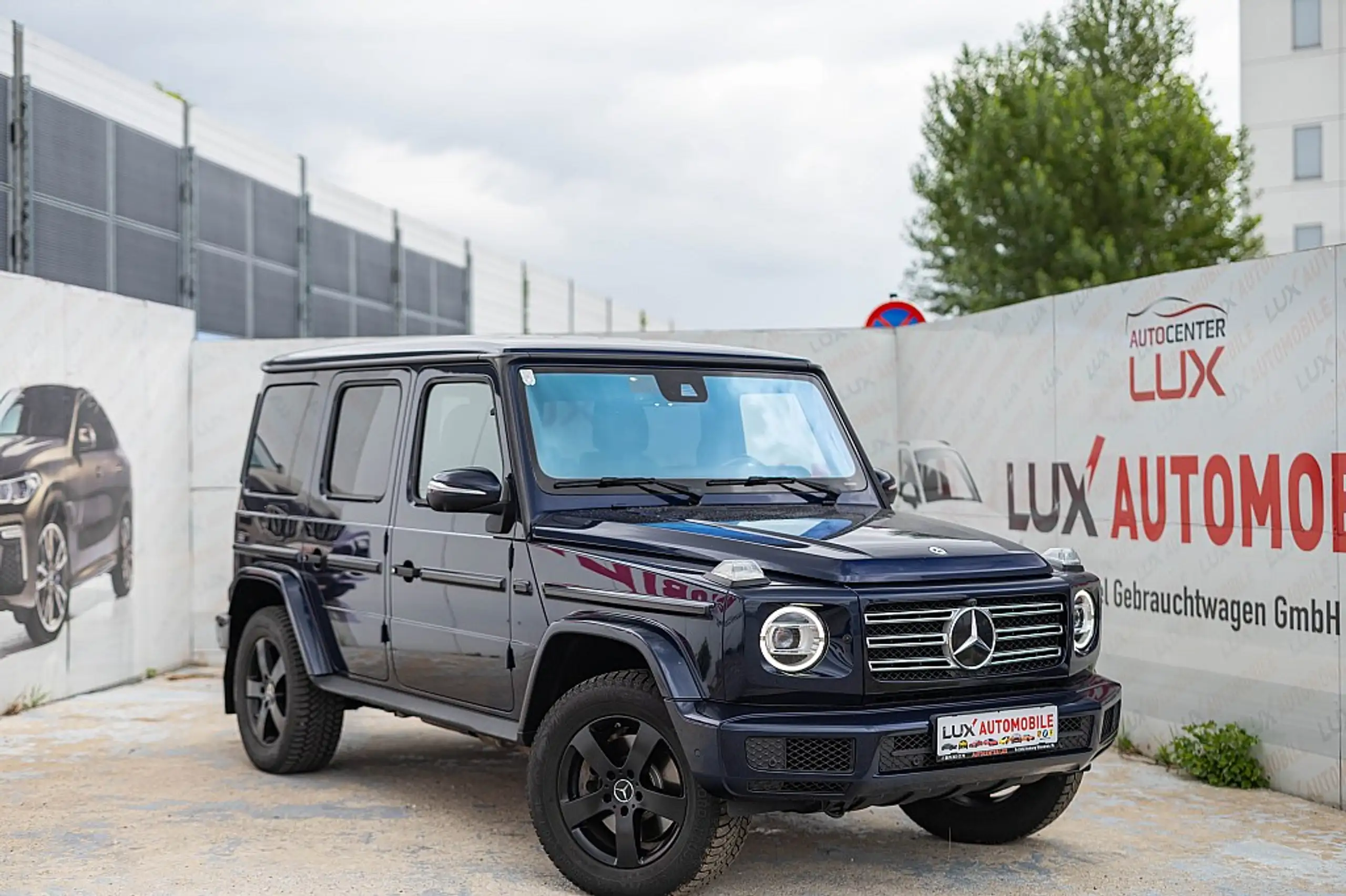 Mercedes-Benz - G 500