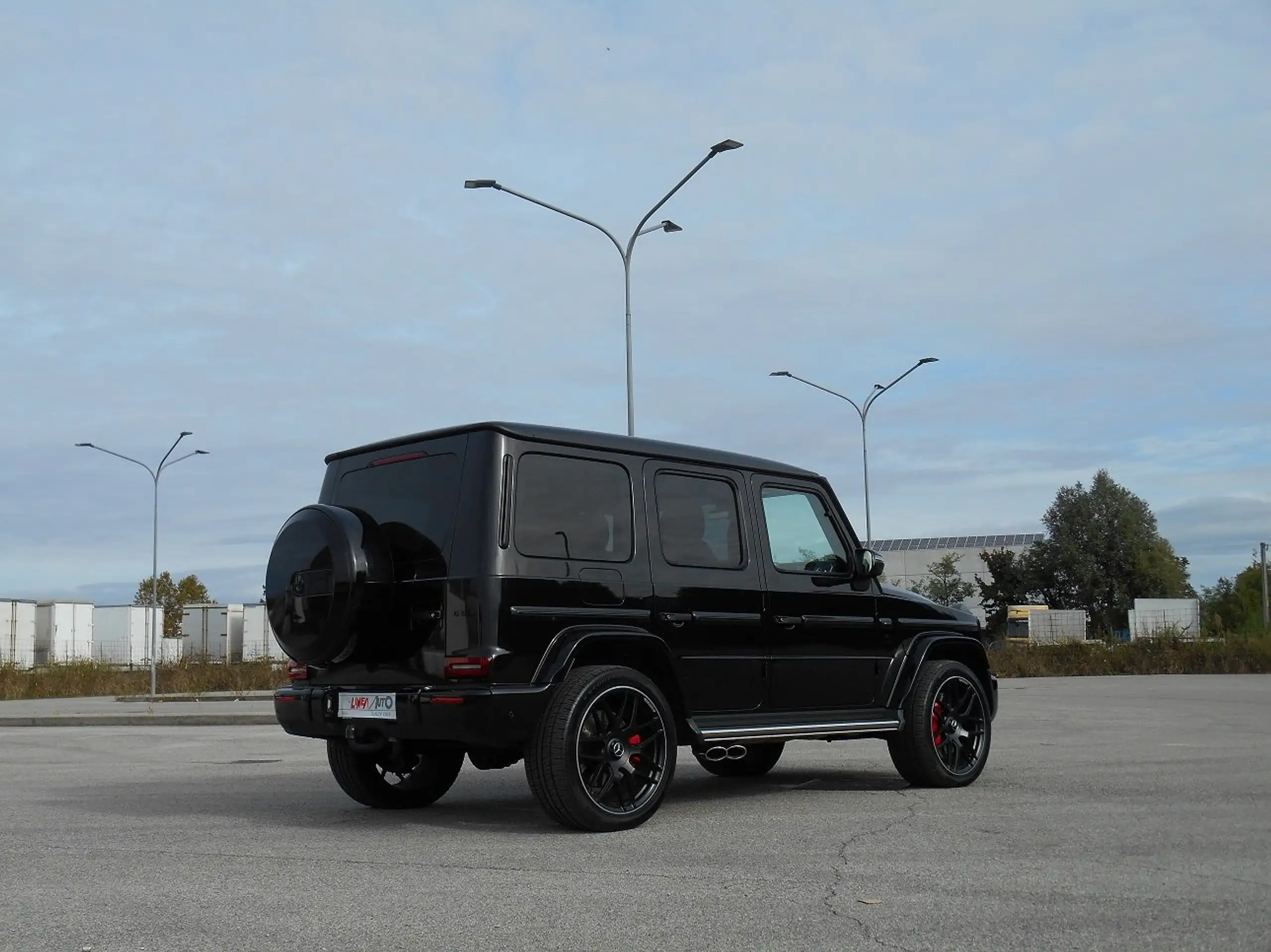 Mercedes-Benz - G 63 AMG