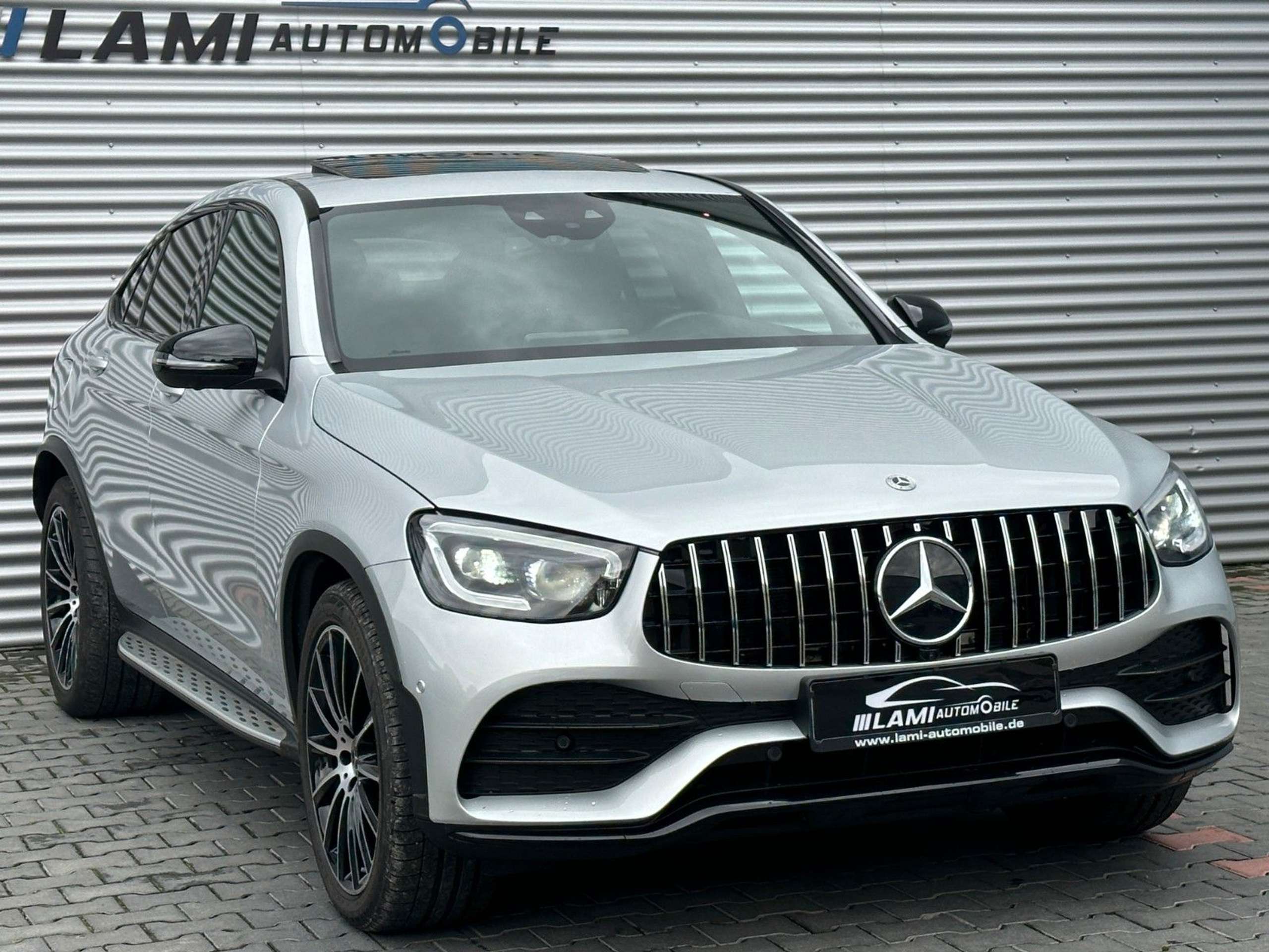 Mercedes-Benz - GLC 300