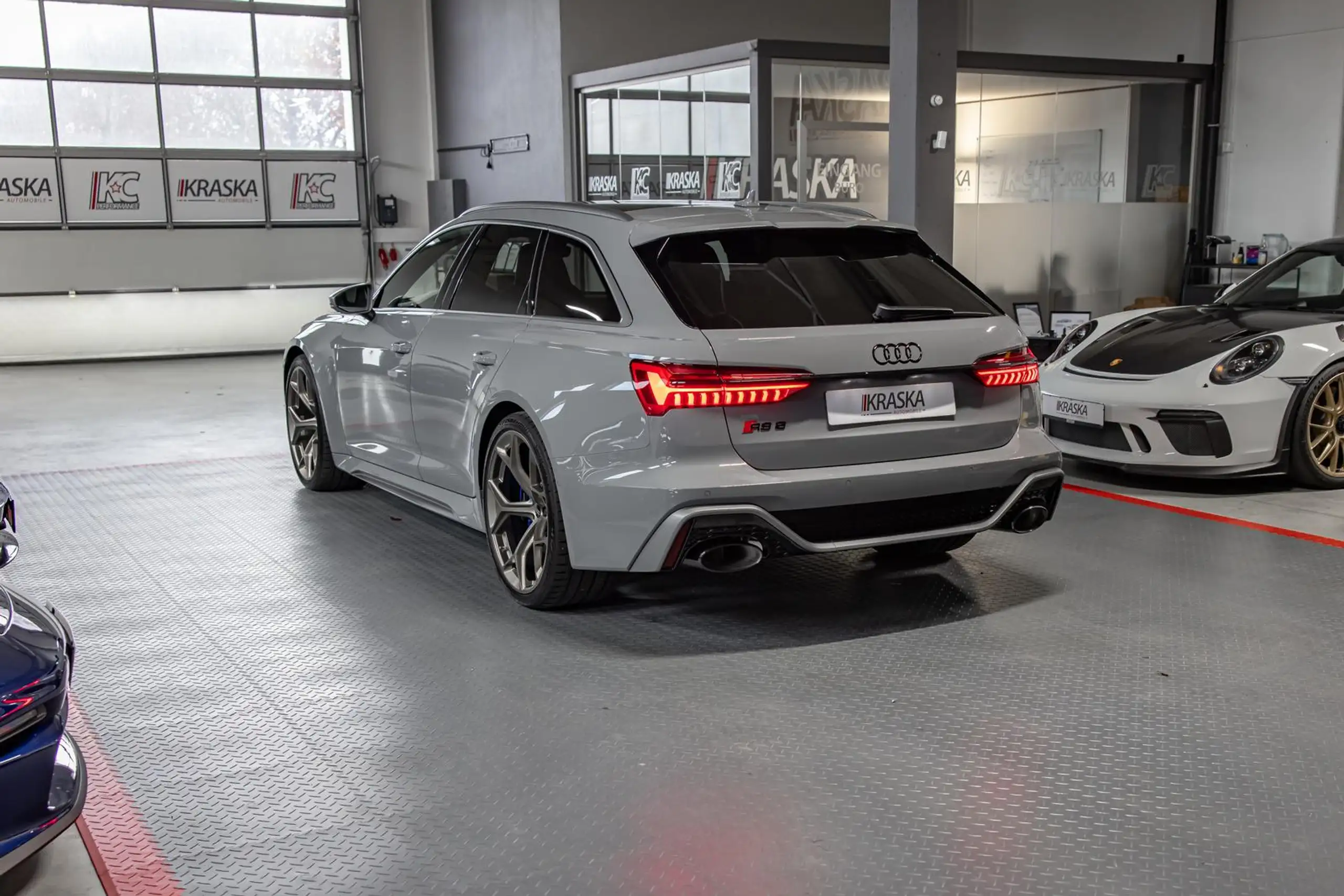 Audi - RS6