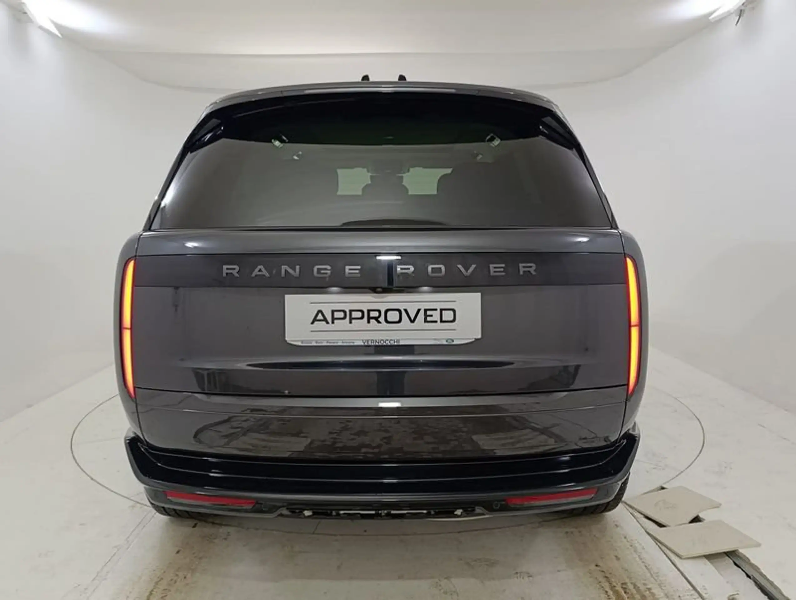 Land Rover - Range Rover