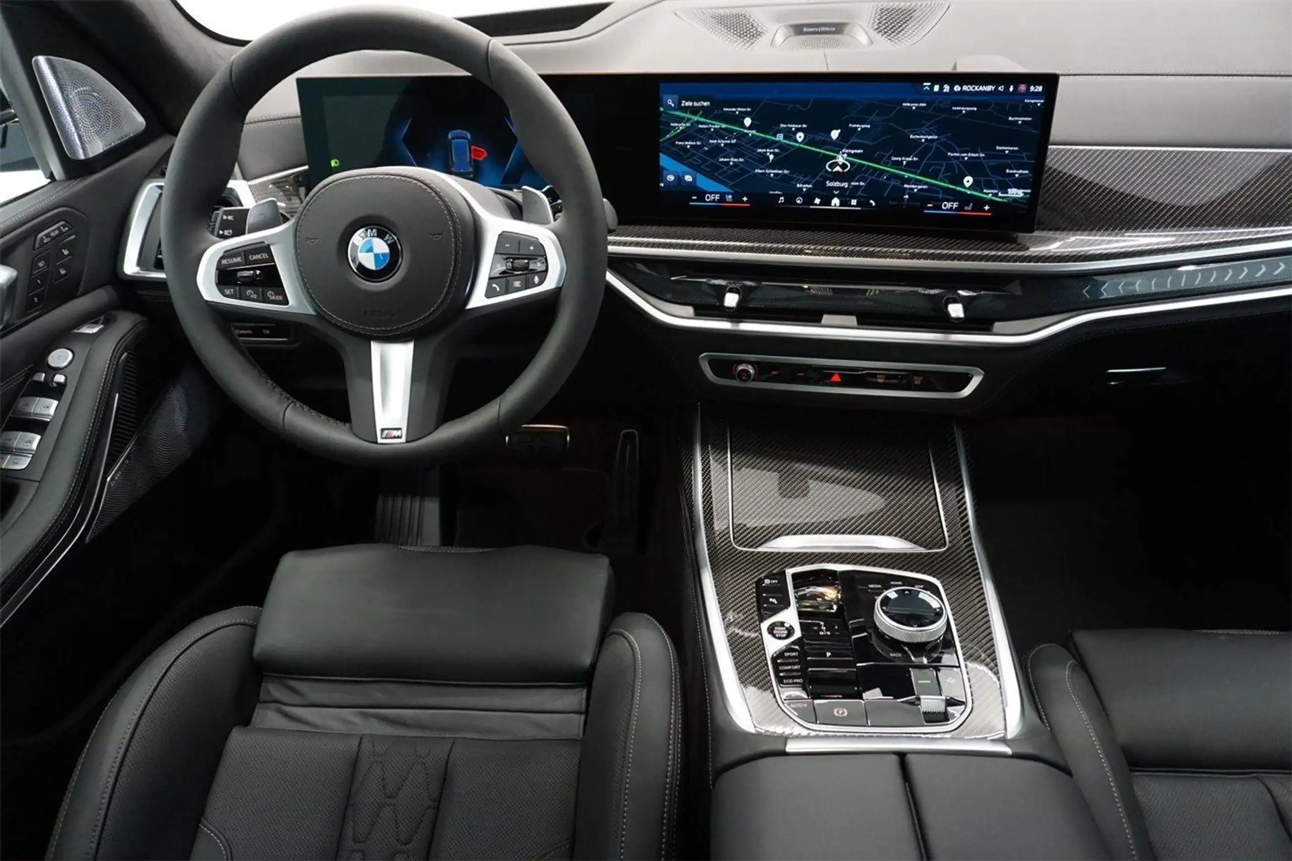 BMW - X7