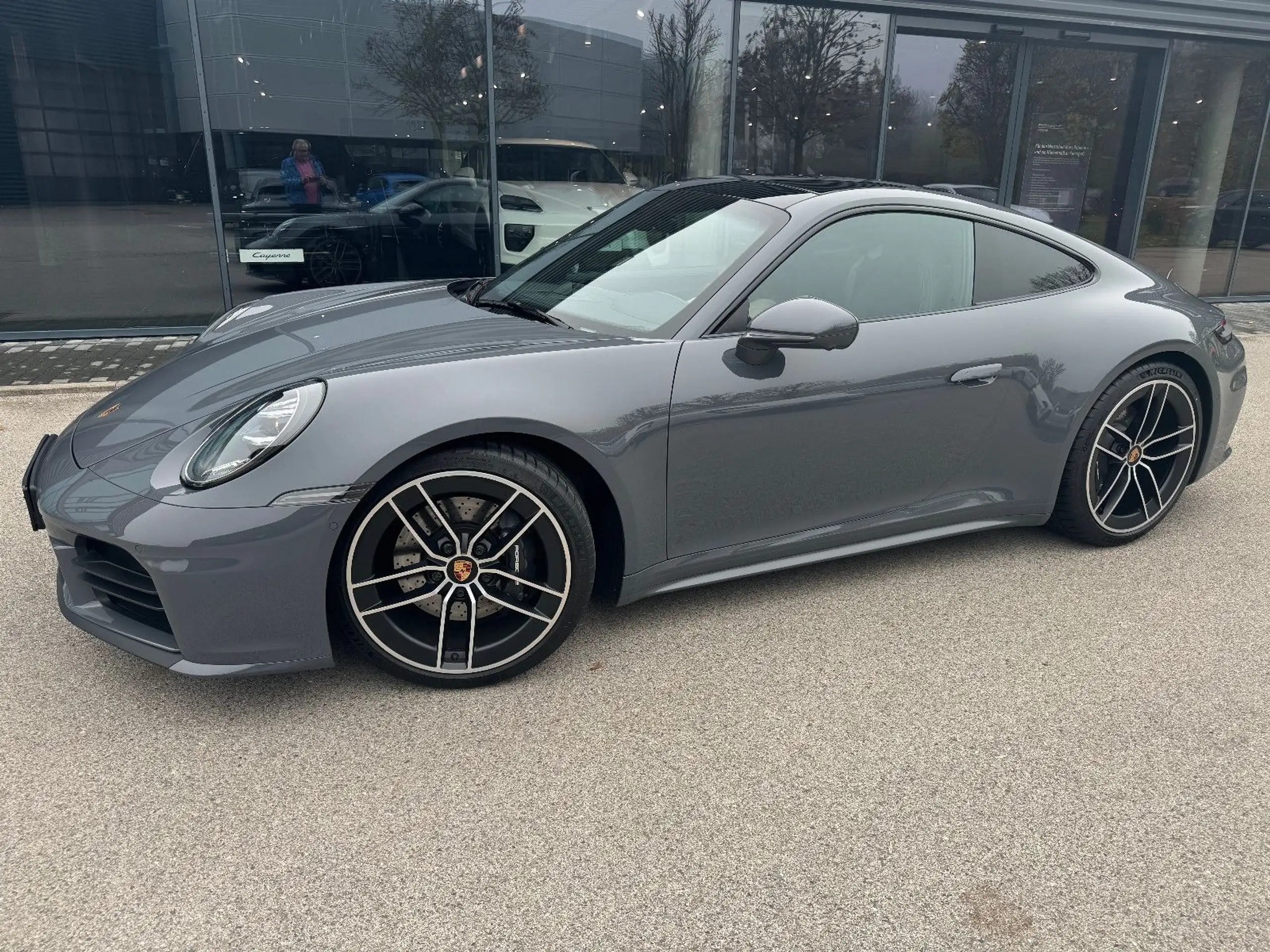 Porsche 992 2024