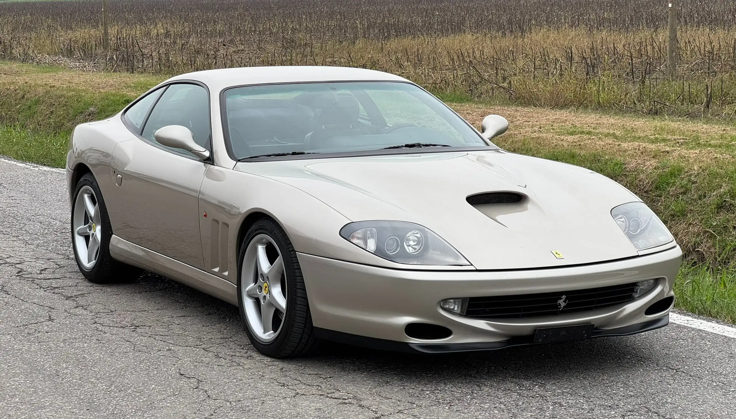 Ferrari - 550