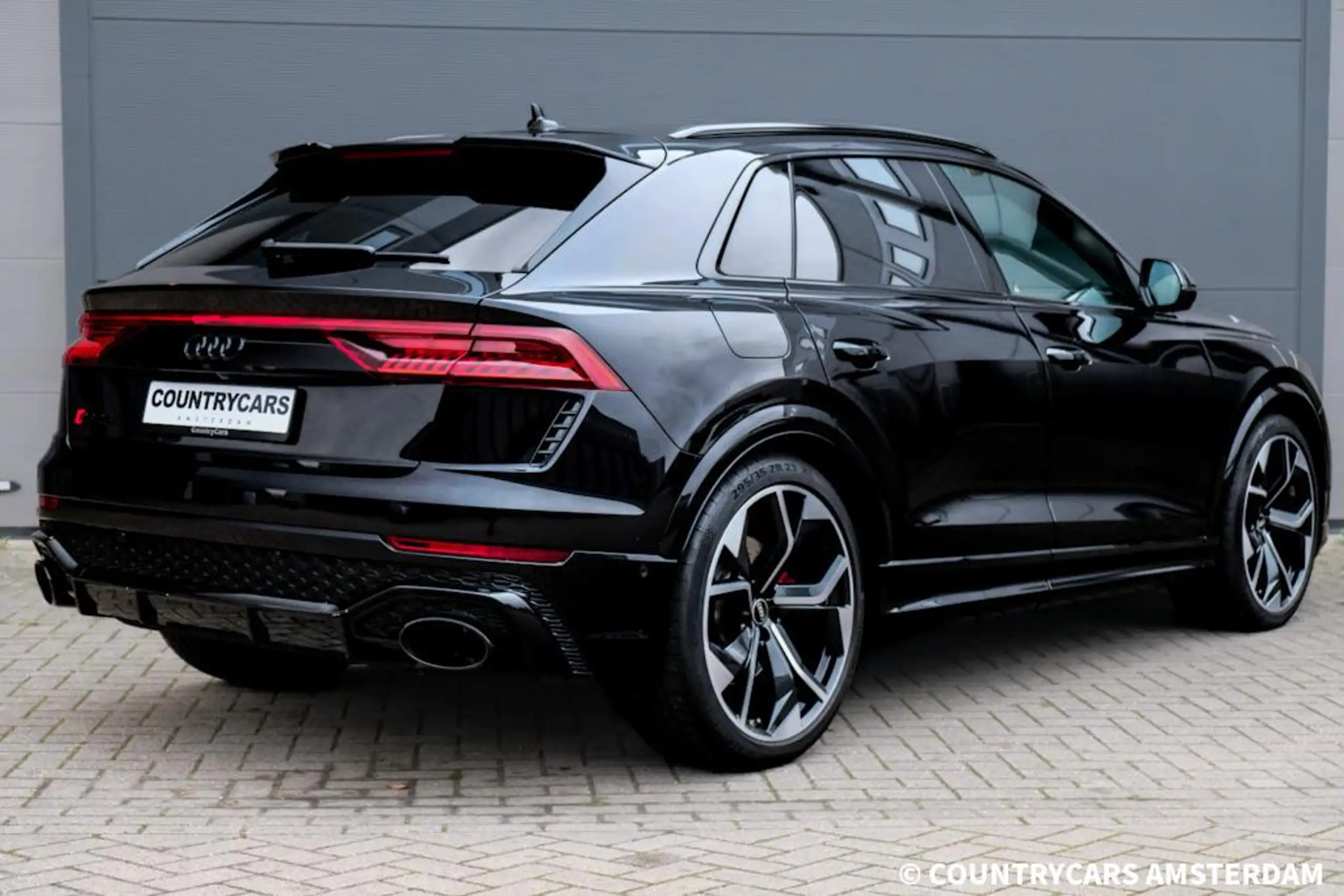 Audi - RS Q8