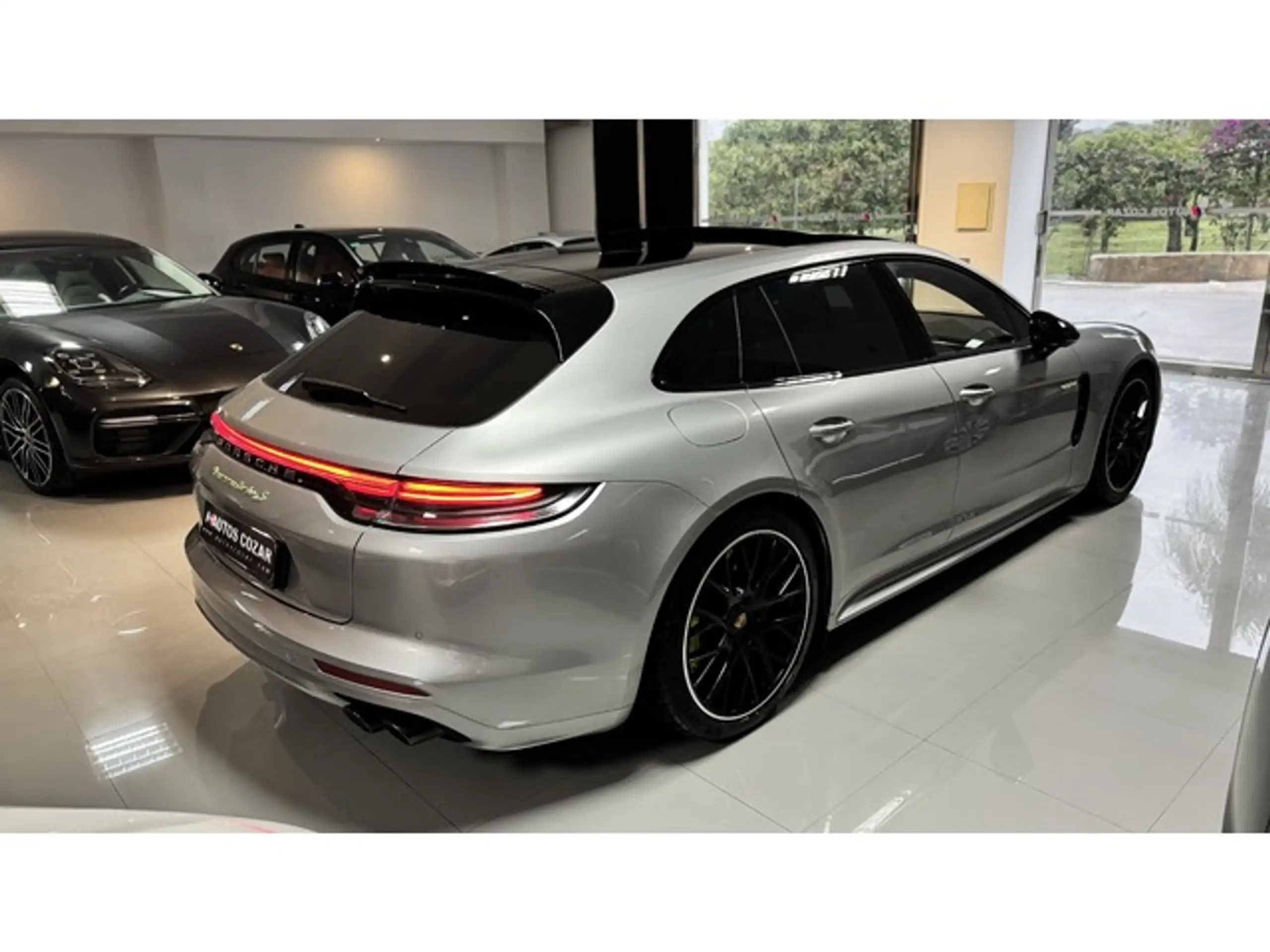 Porsche - Panamera