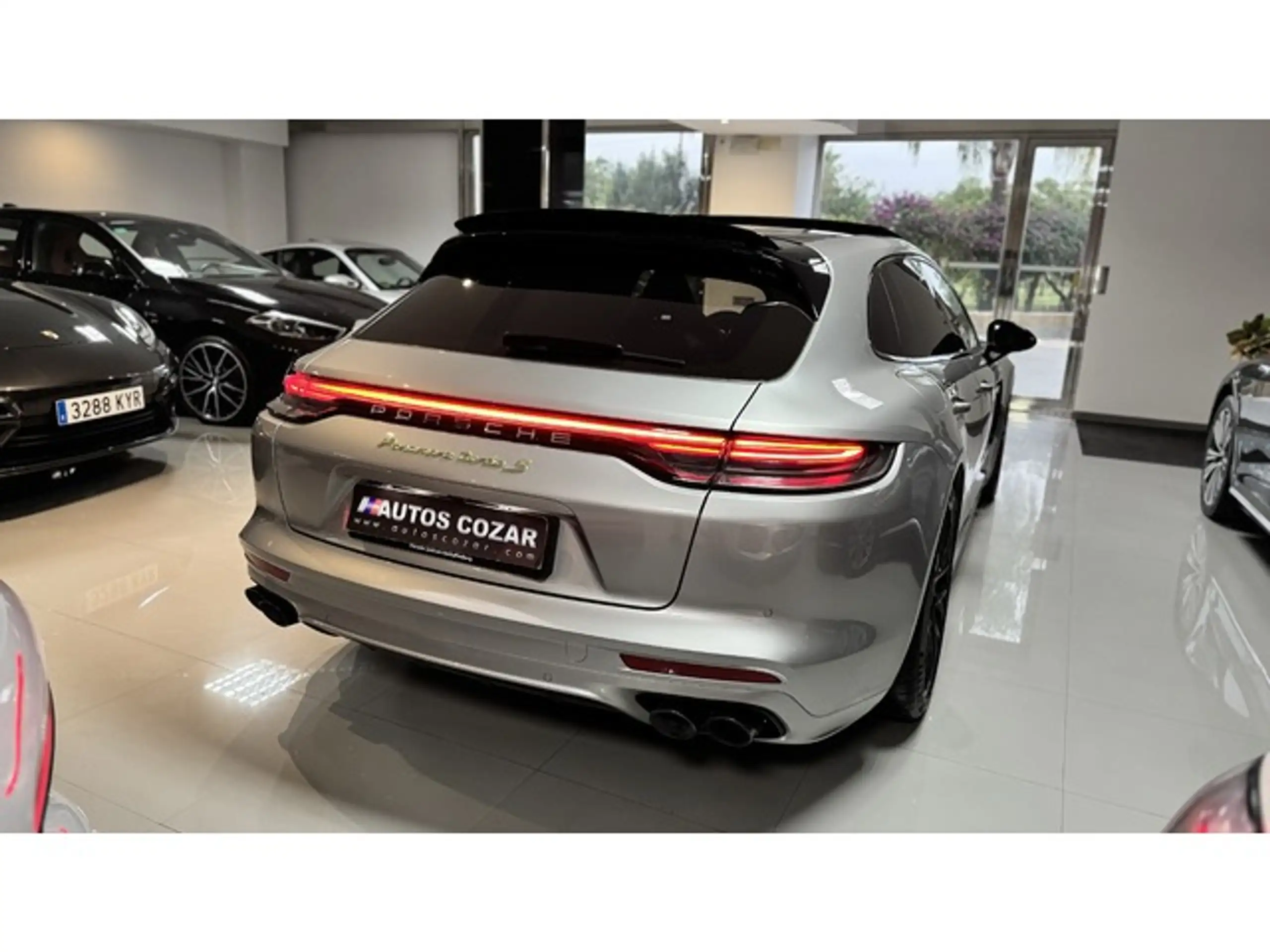 Porsche - Panamera