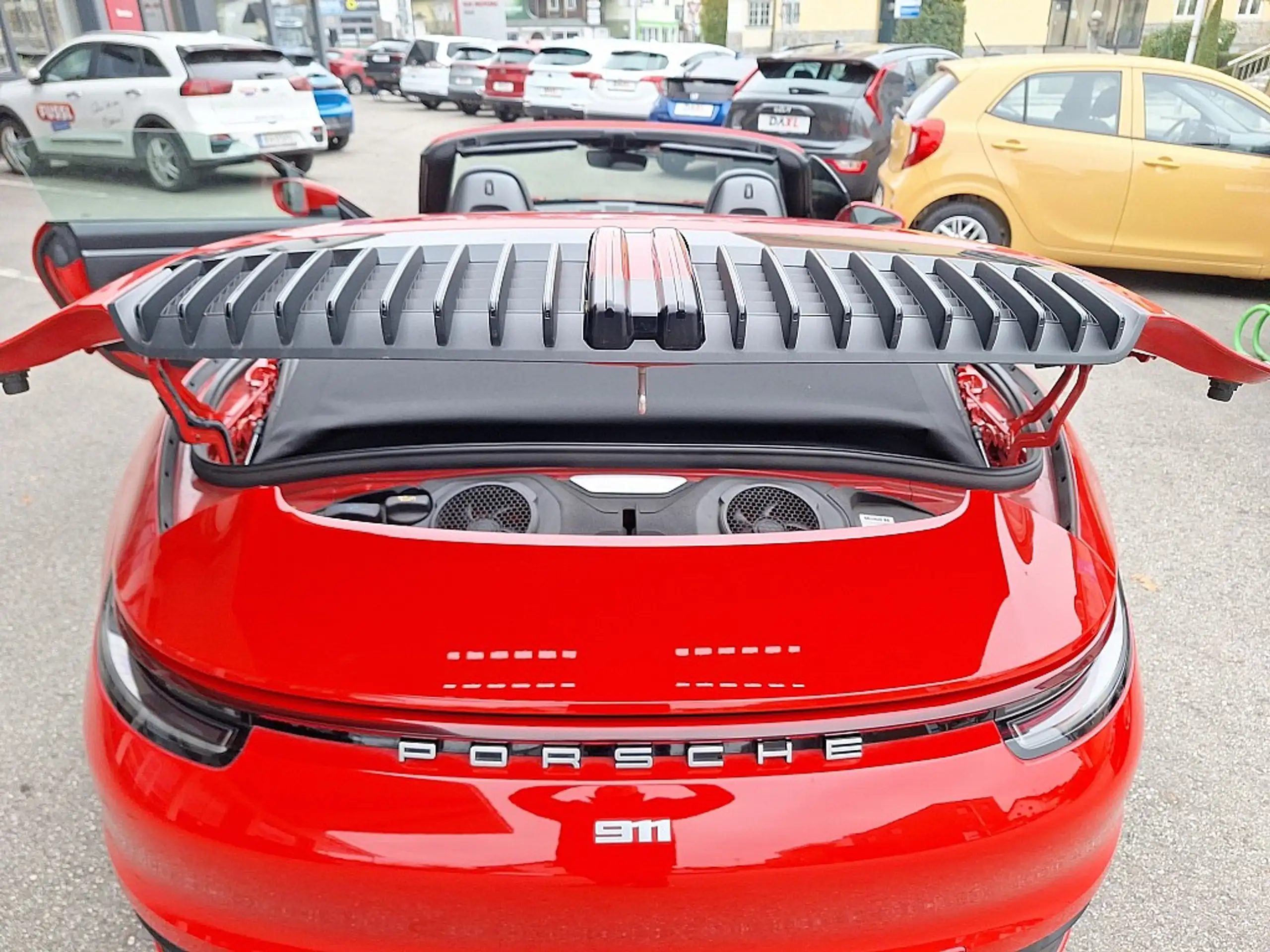 Porsche - 911