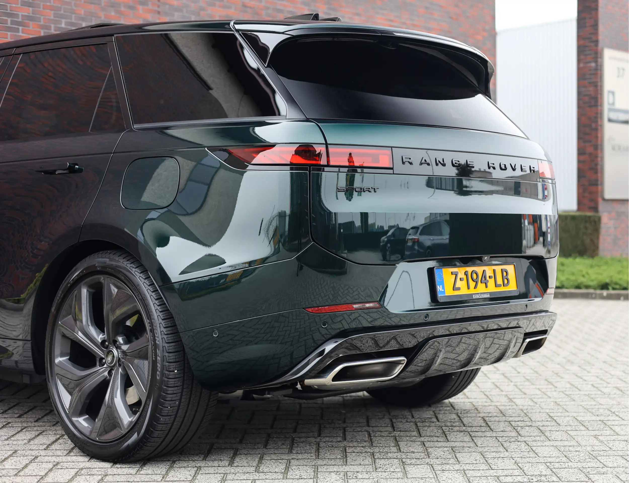 Land Rover - Range Rover Sport