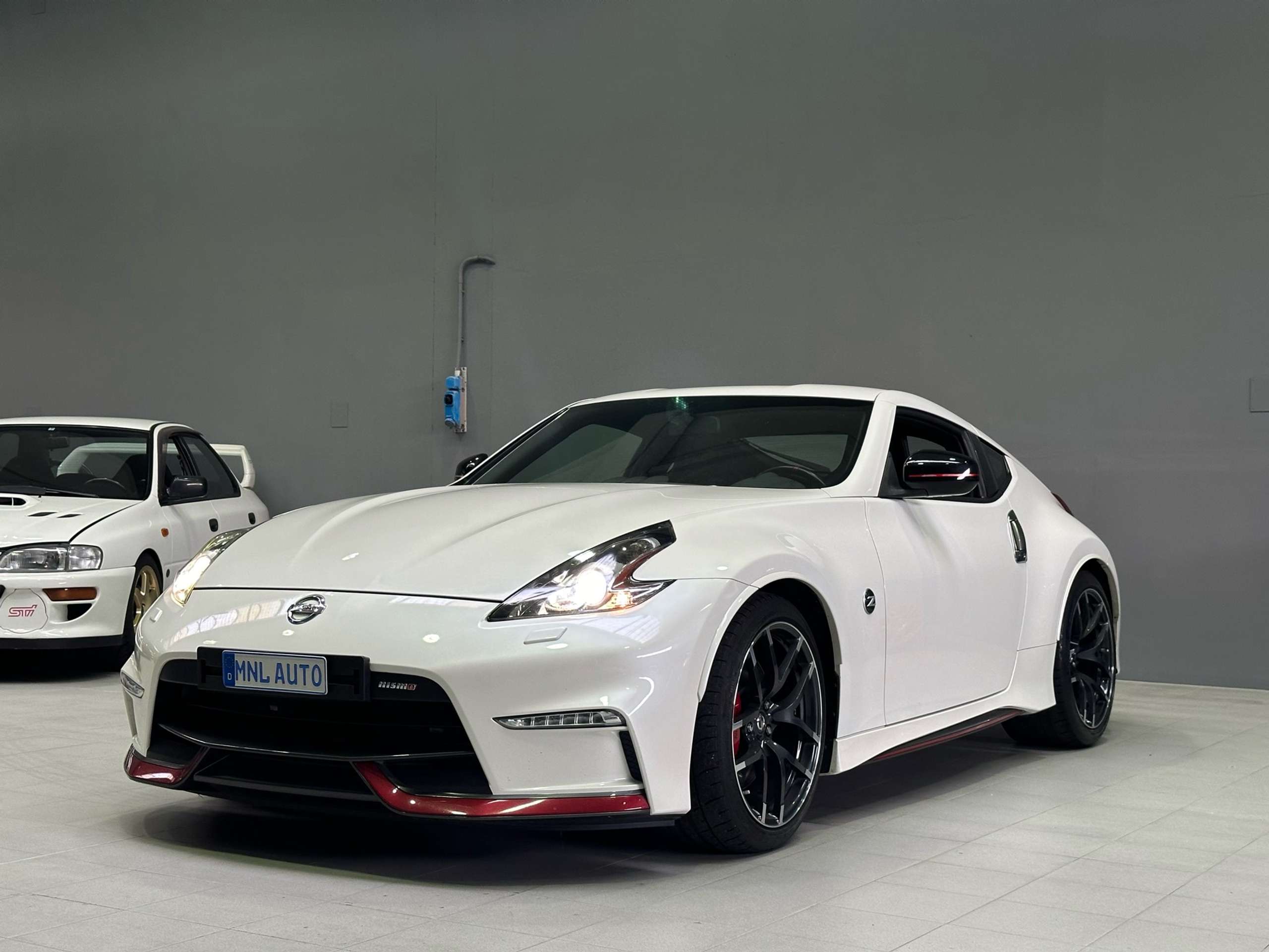 Nissan - 370Z