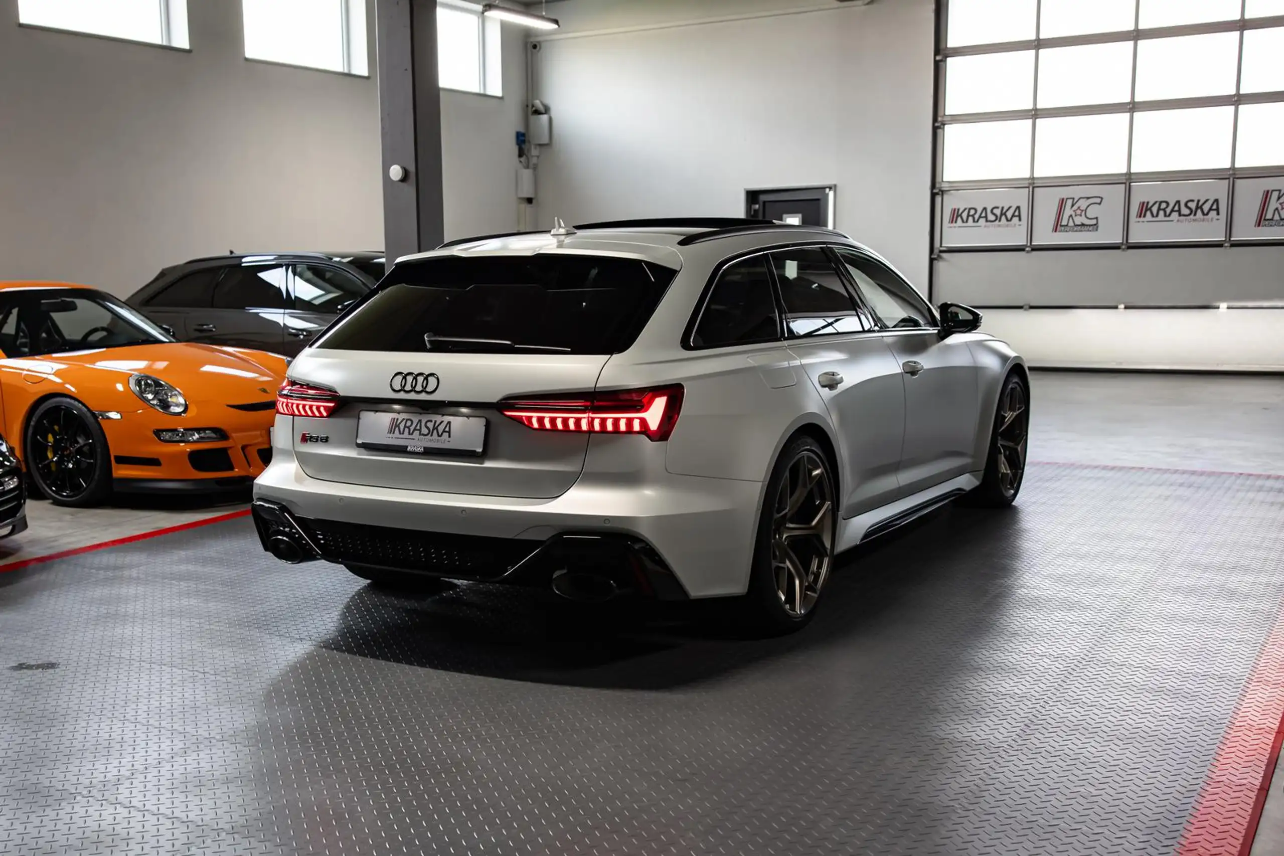 Audi - RS6