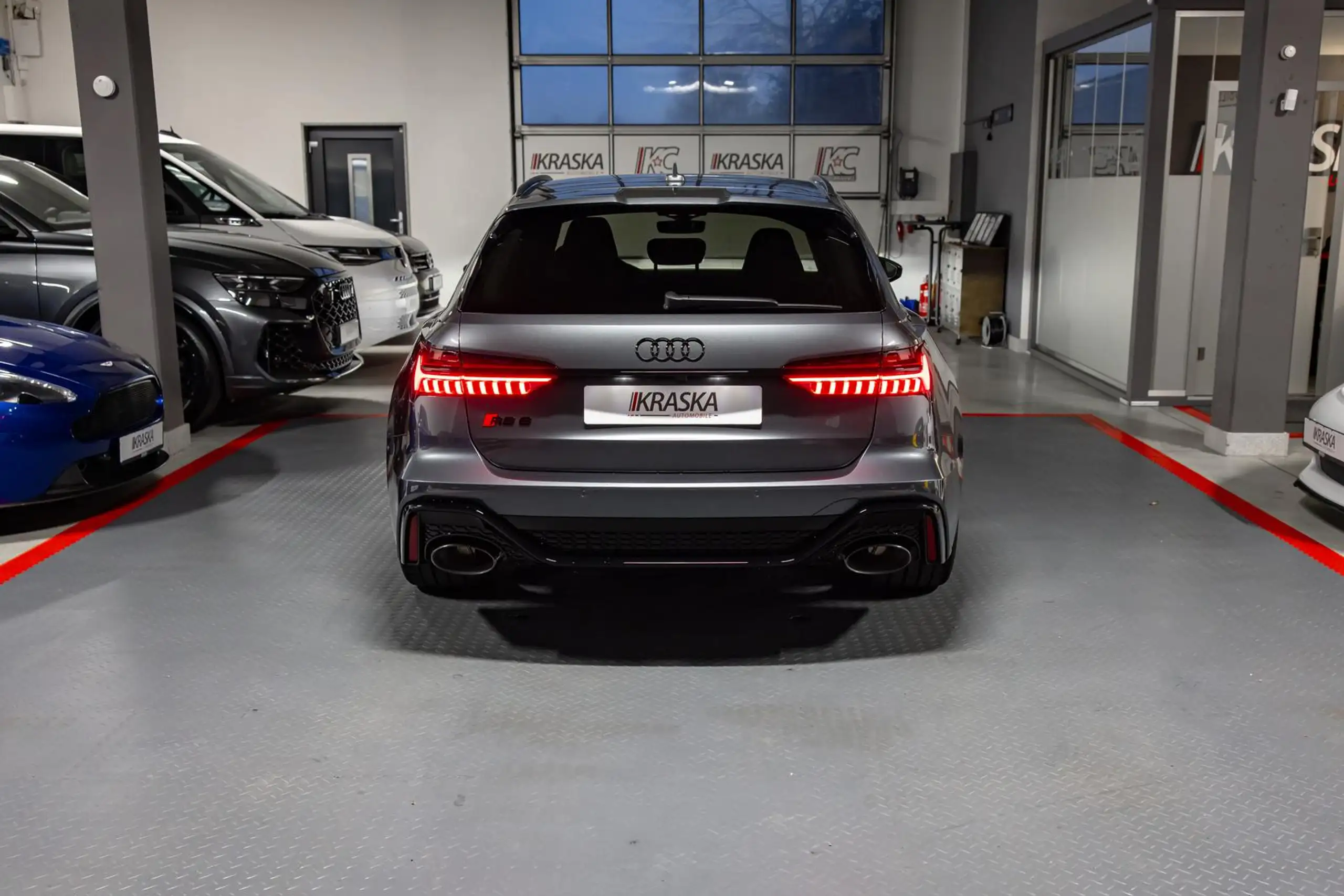 Audi - RS6