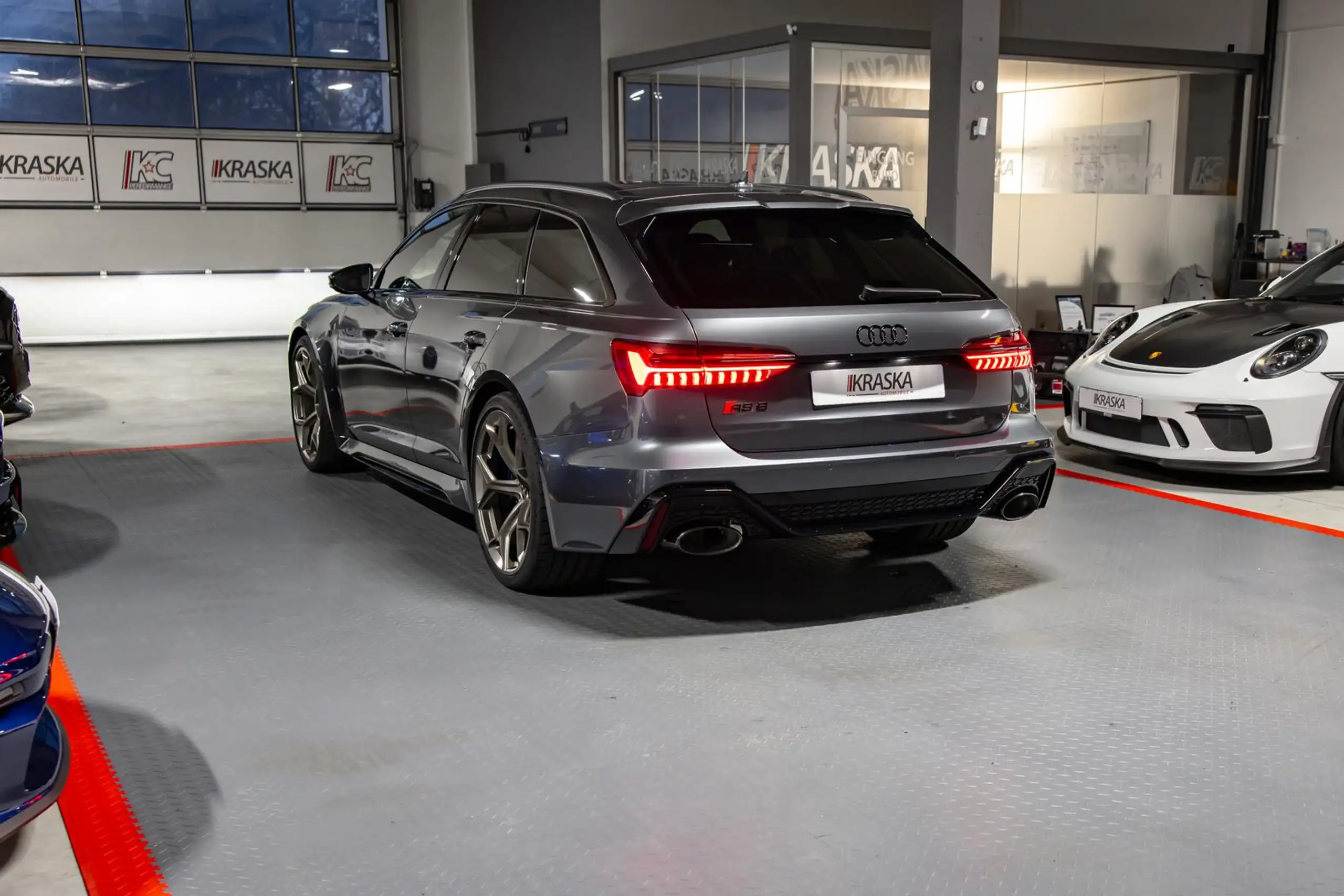 Audi - RS6