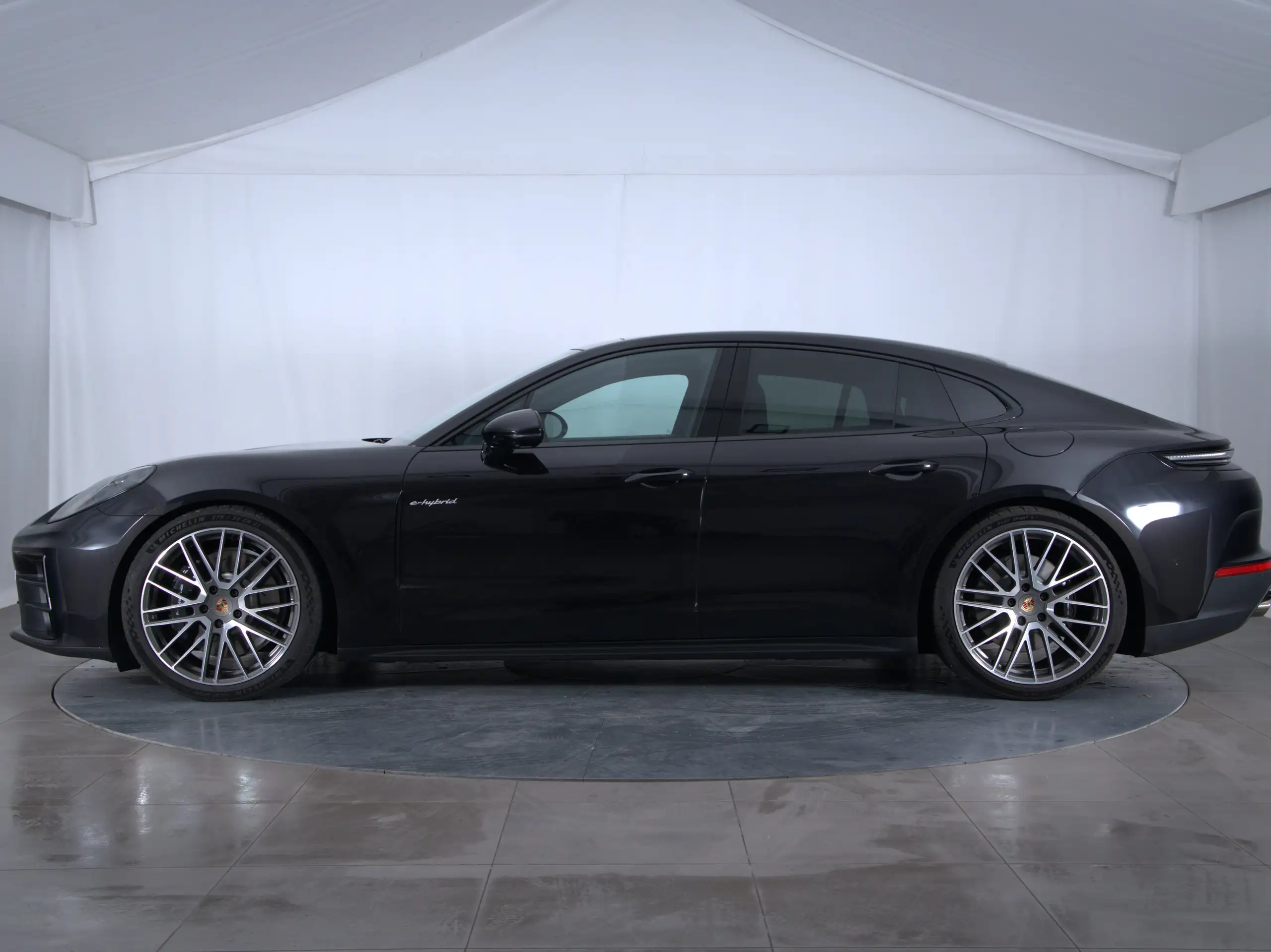 Porsche - Panamera