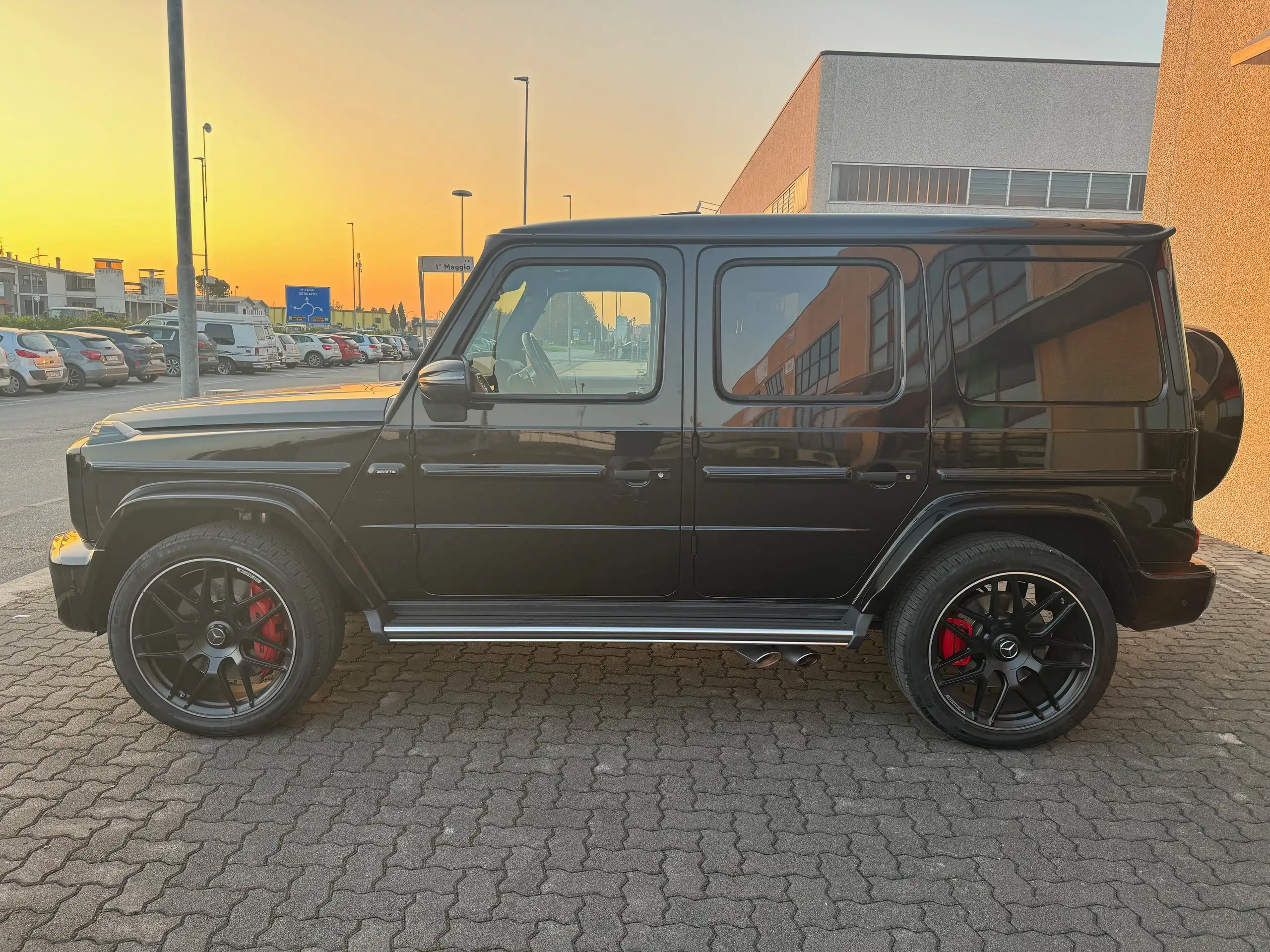 Mercedes-Benz - G 63 AMG