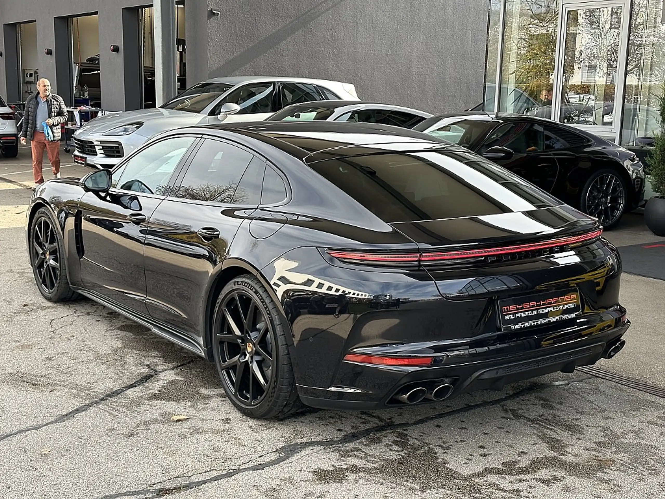 Porsche - Panamera