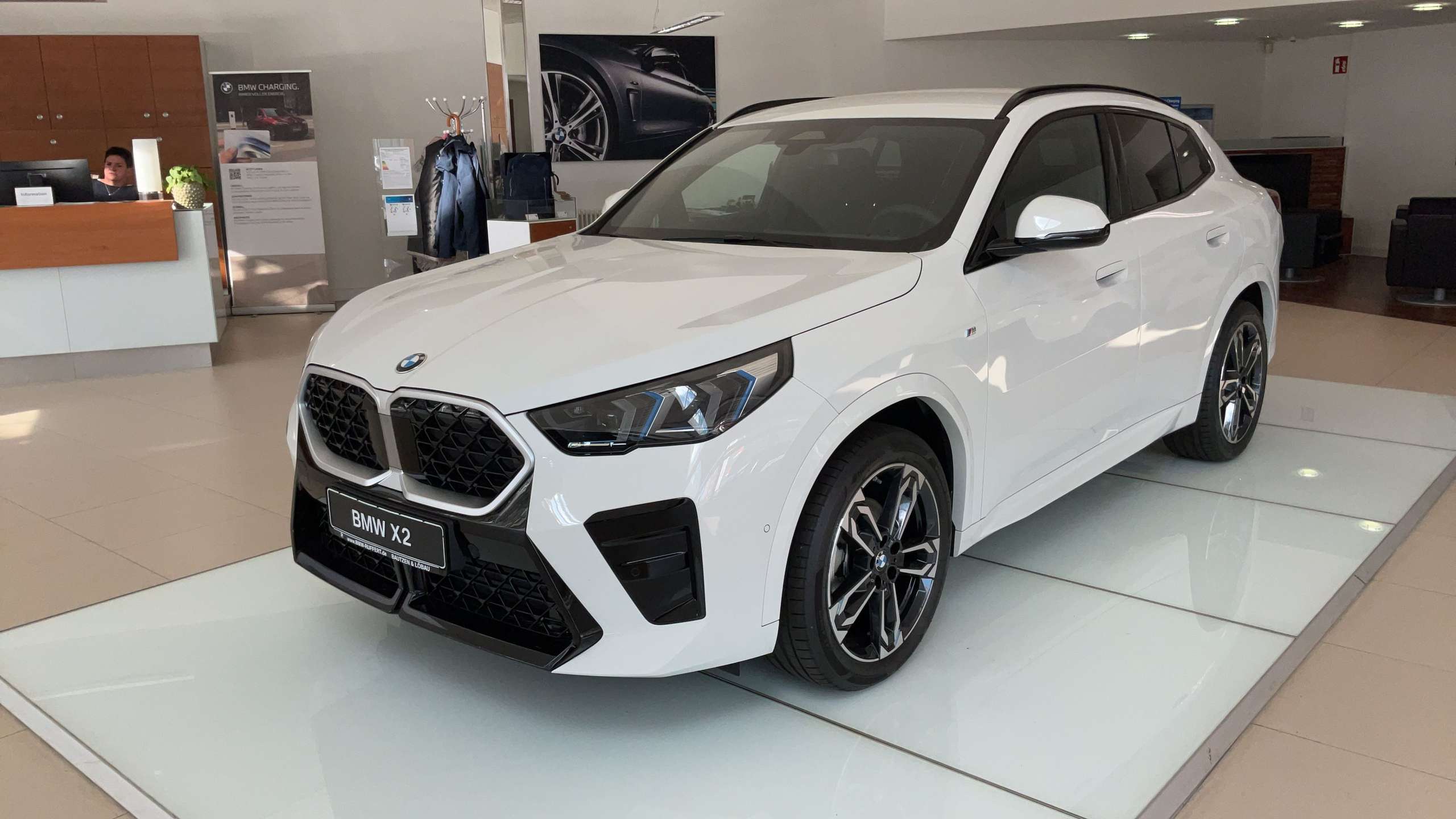 BMW - X2