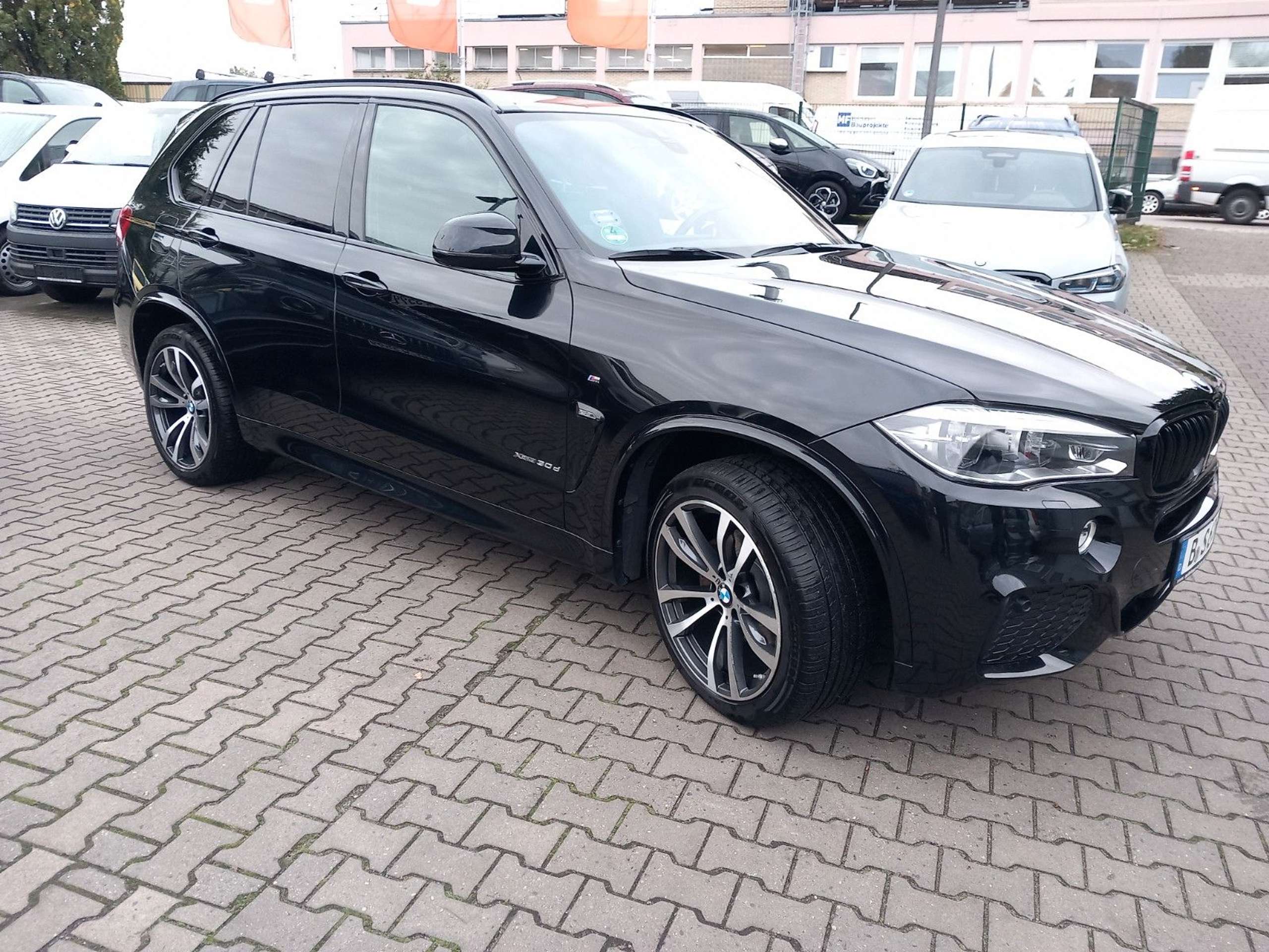 BMW - X5