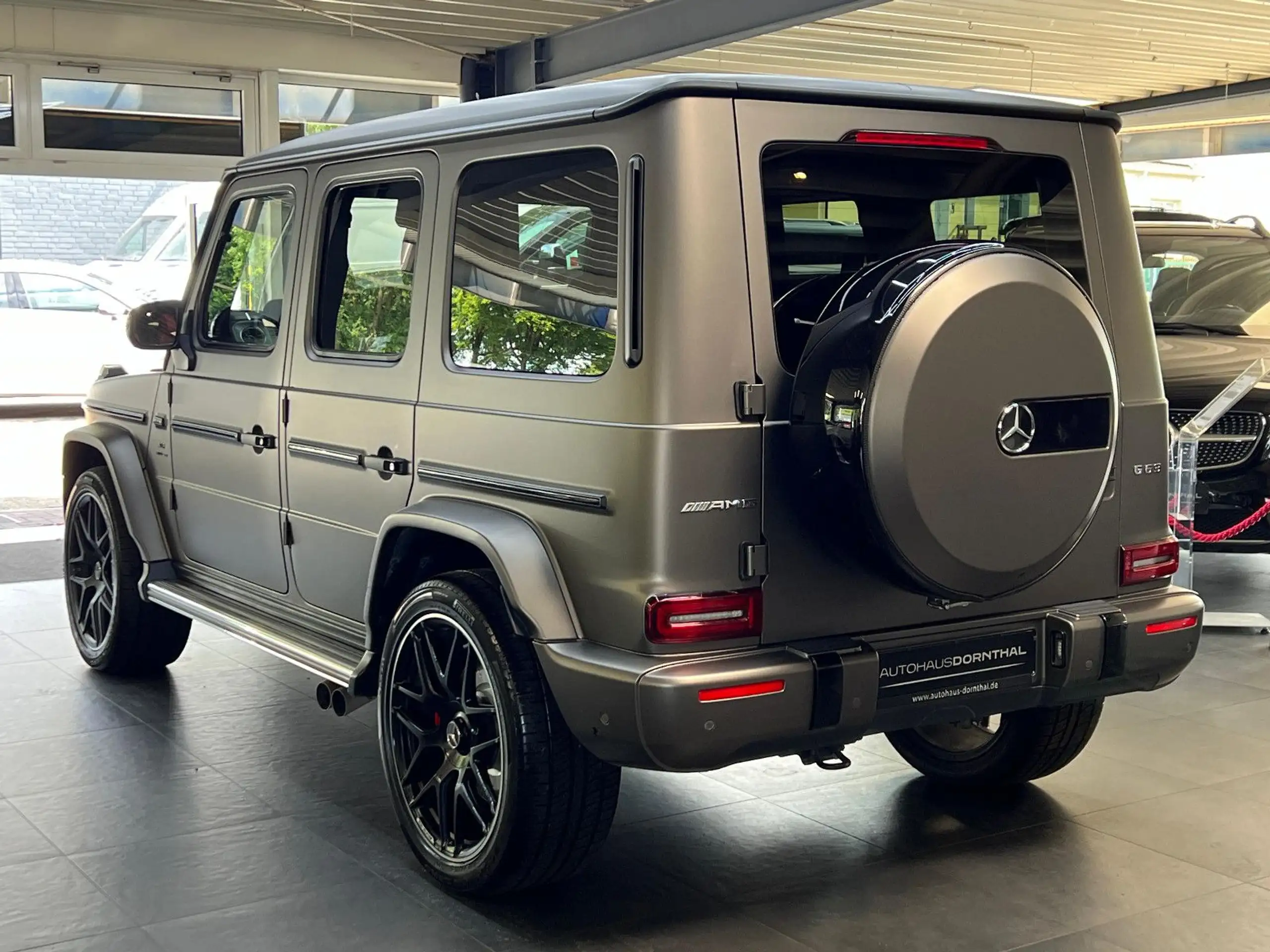 Mercedes-Benz - G 63 AMG