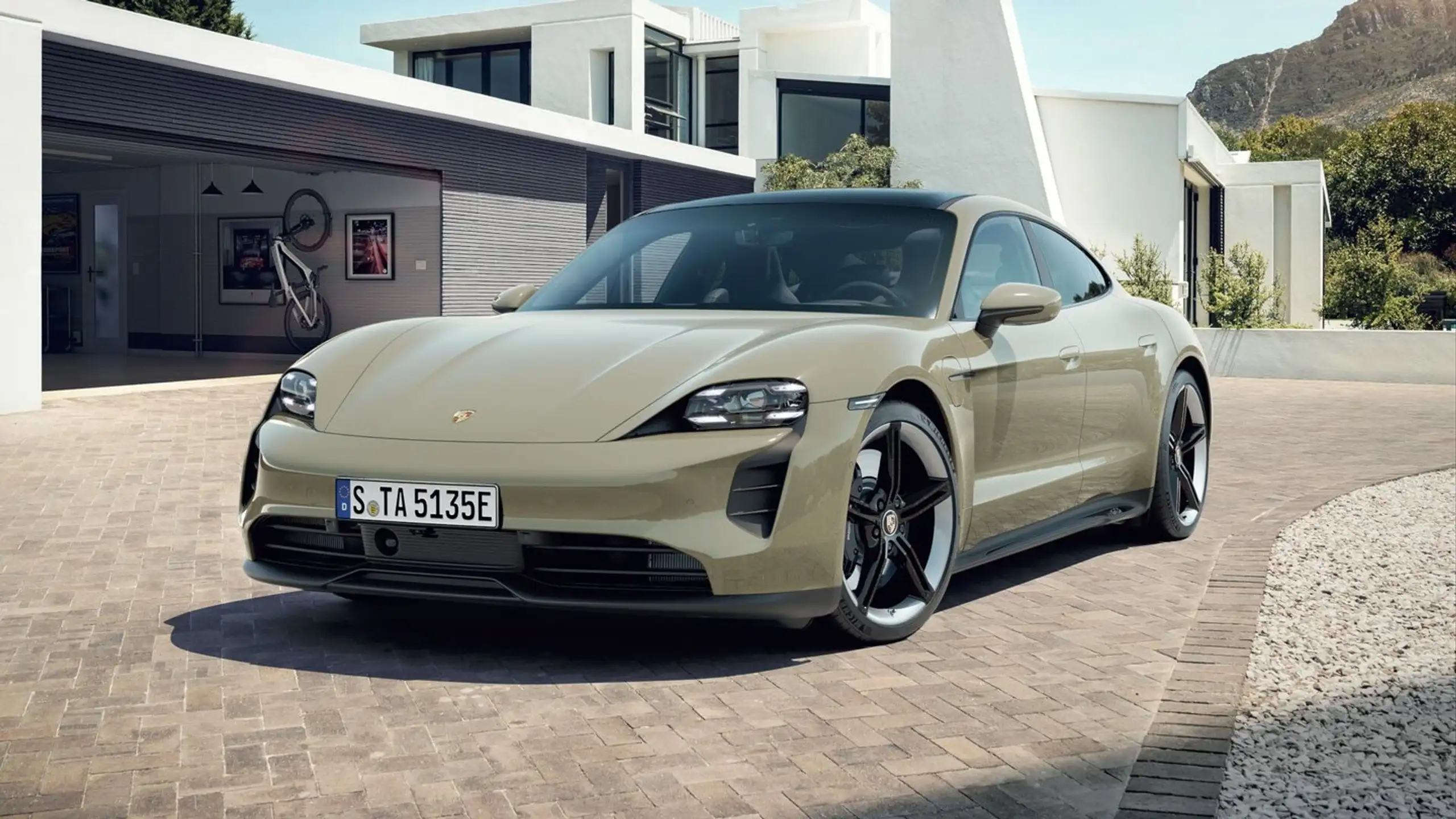 Porsche Taycan 2023