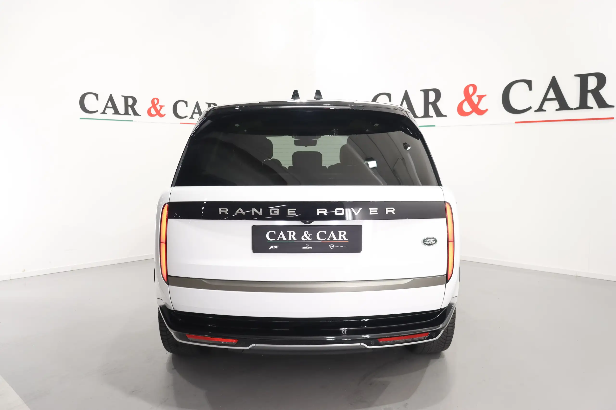 Land Rover - Range Rover