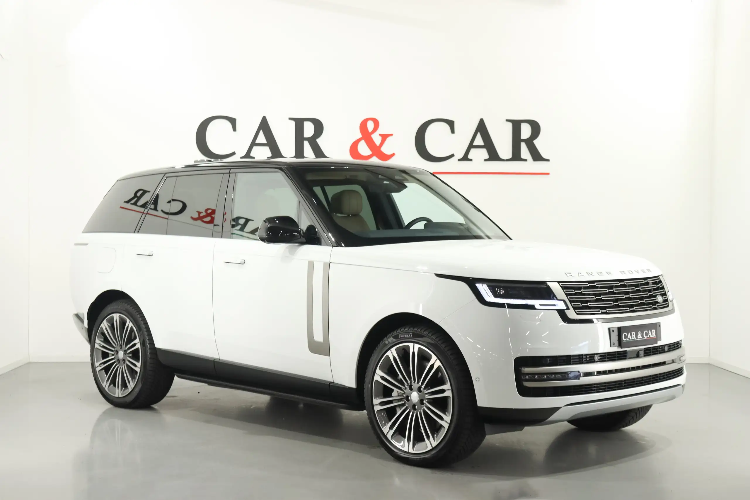 Land Rover - Range Rover