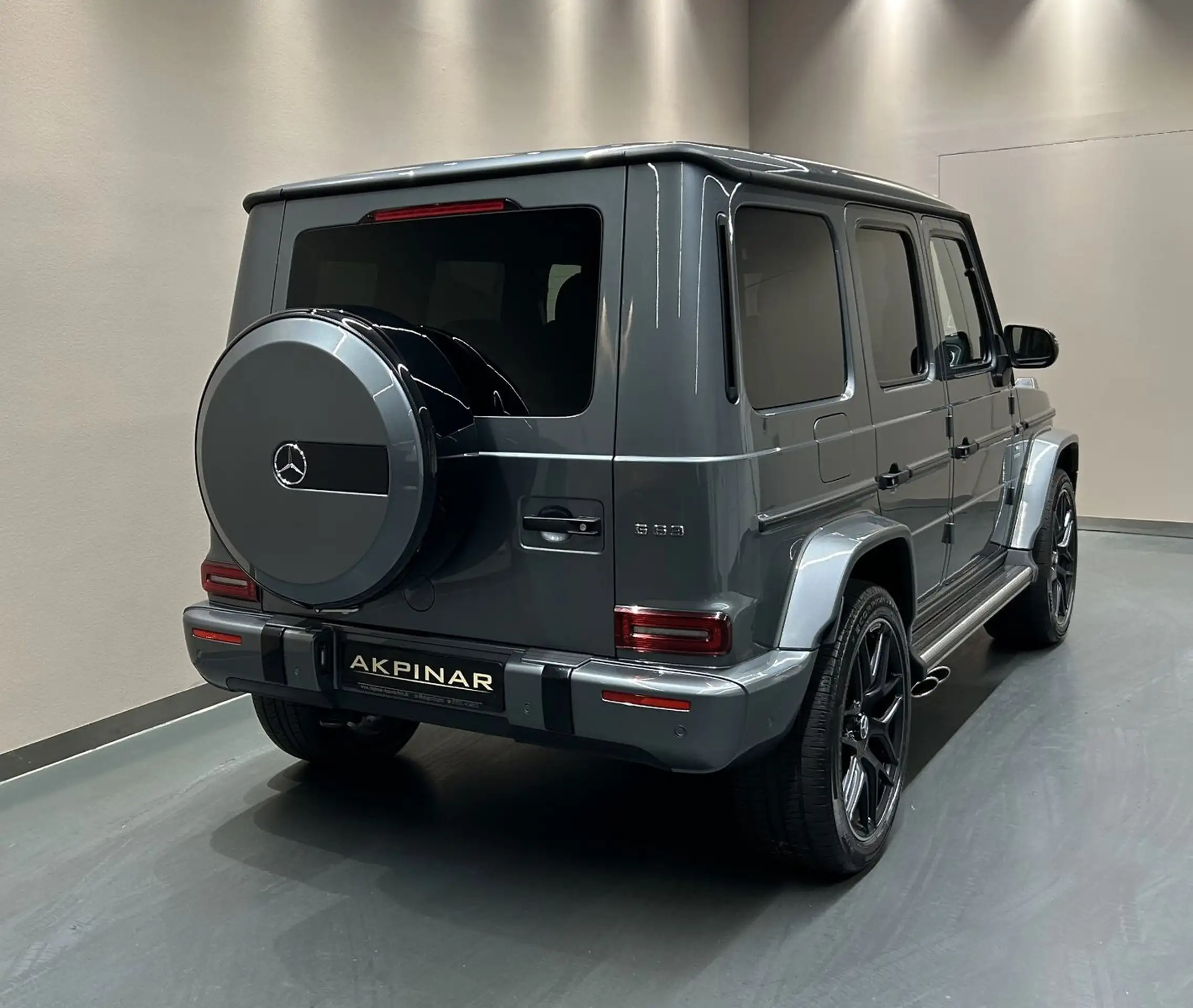 Mercedes-Benz - G 63 AMG