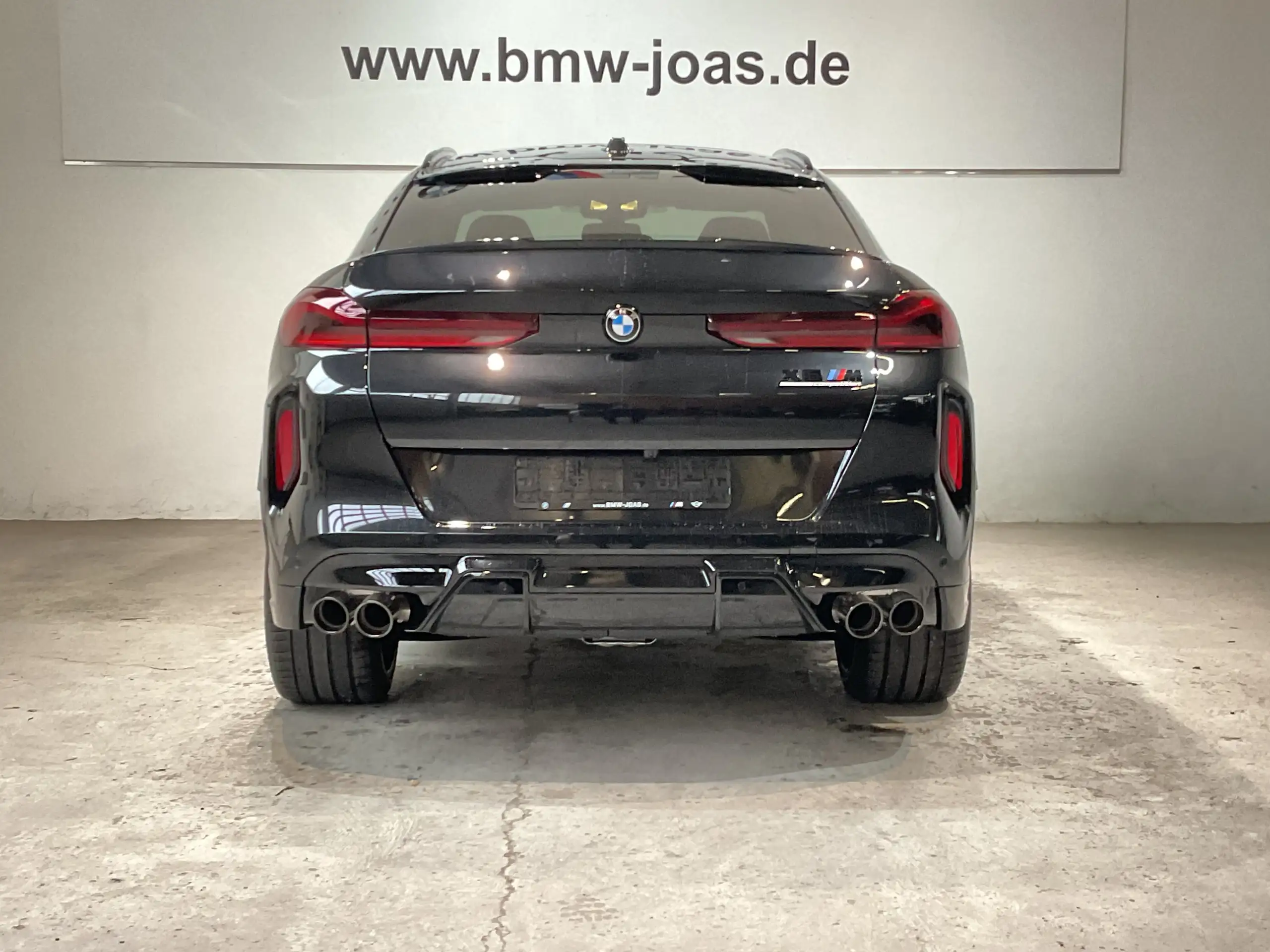 BMW - X6 M