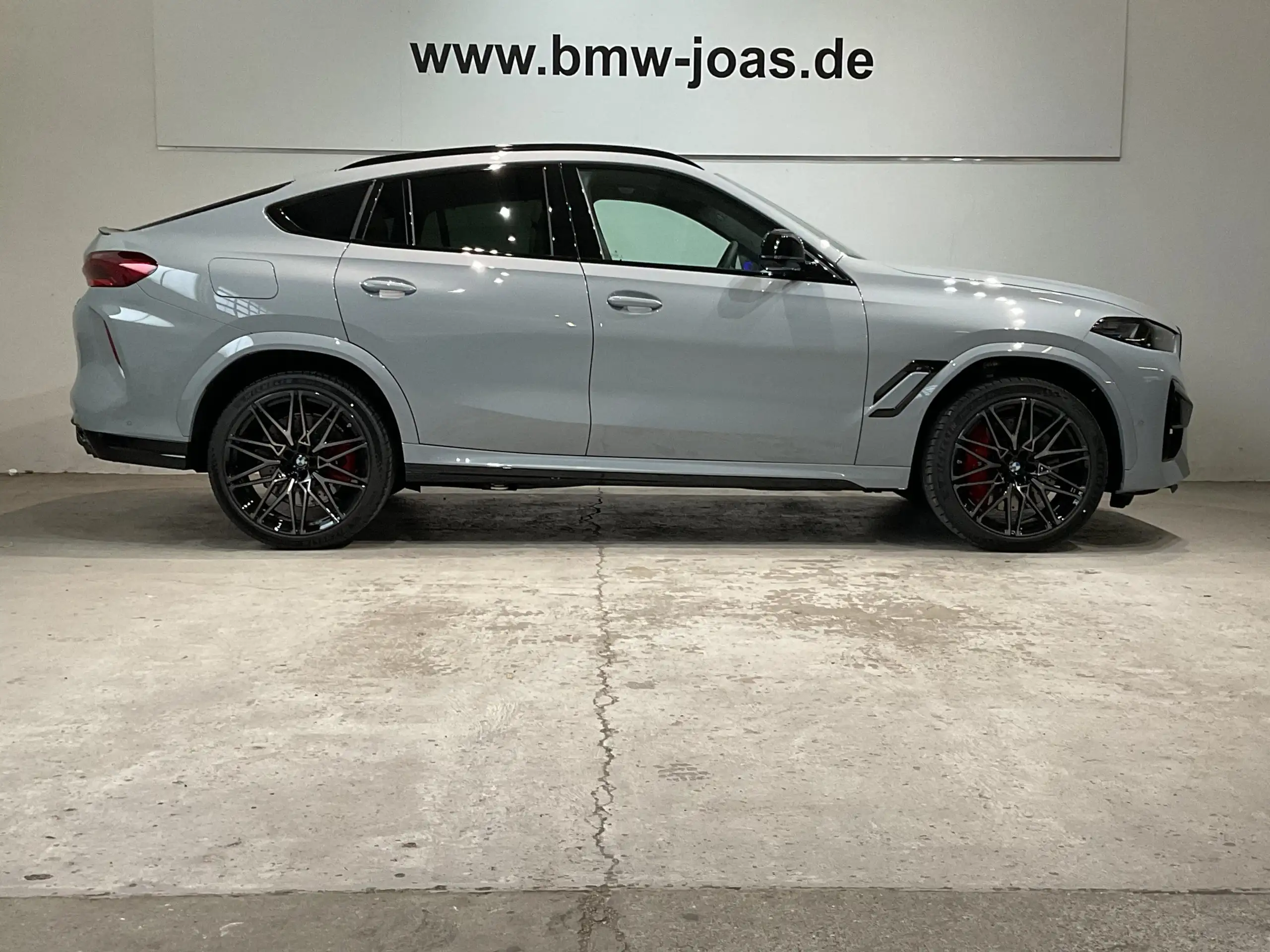 BMW - X6 M