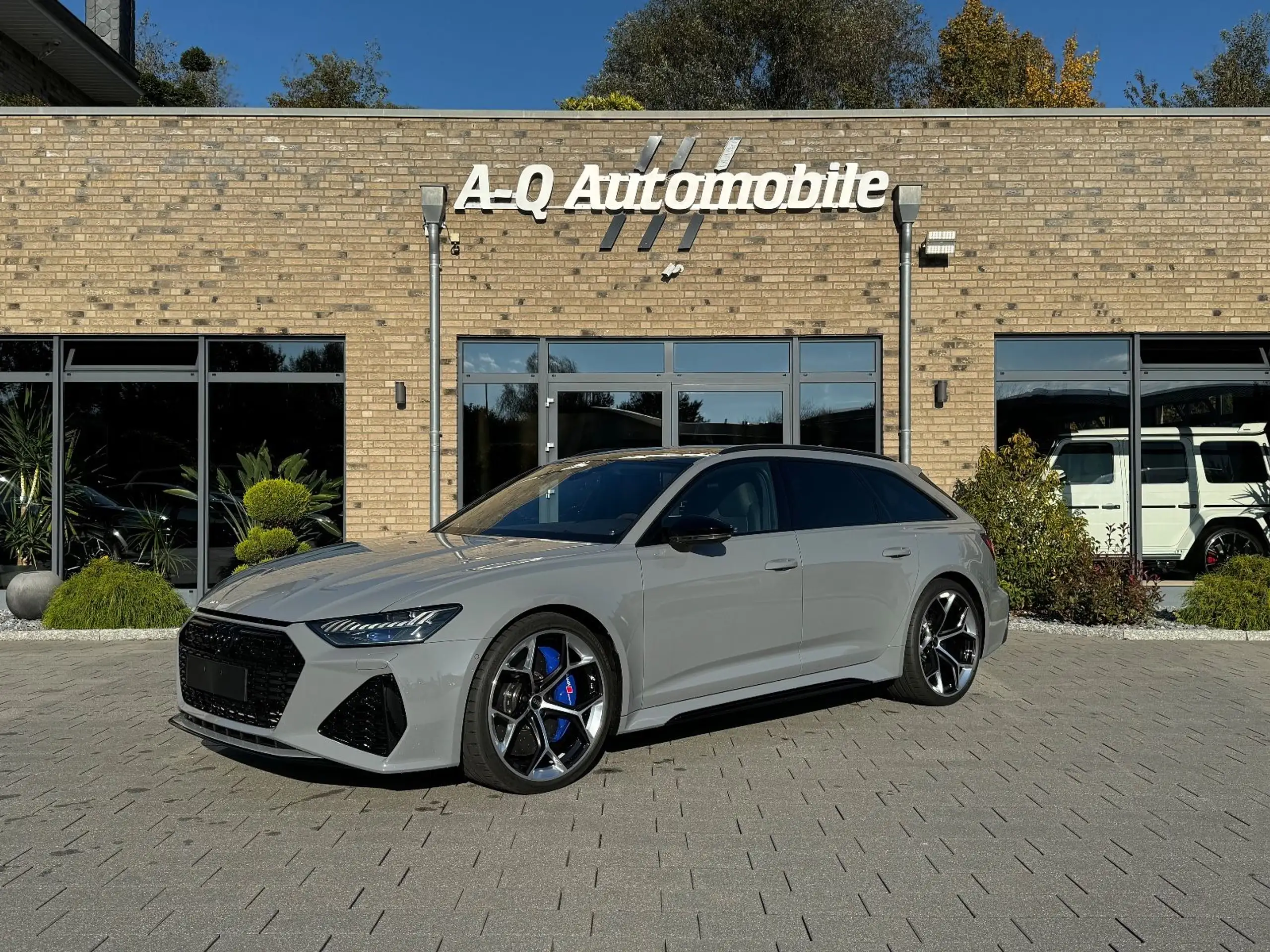 Audi - RS6