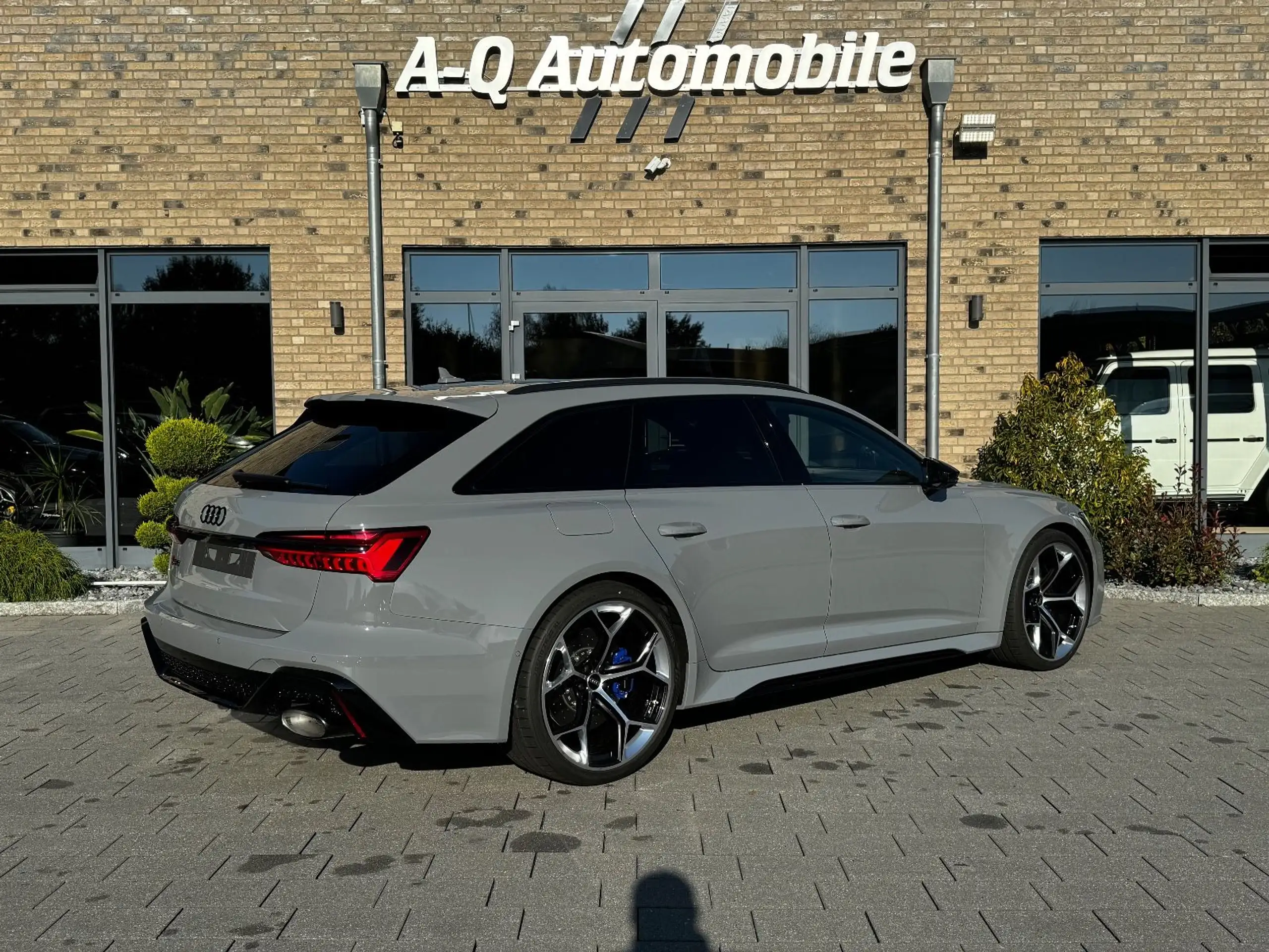 Audi - RS6