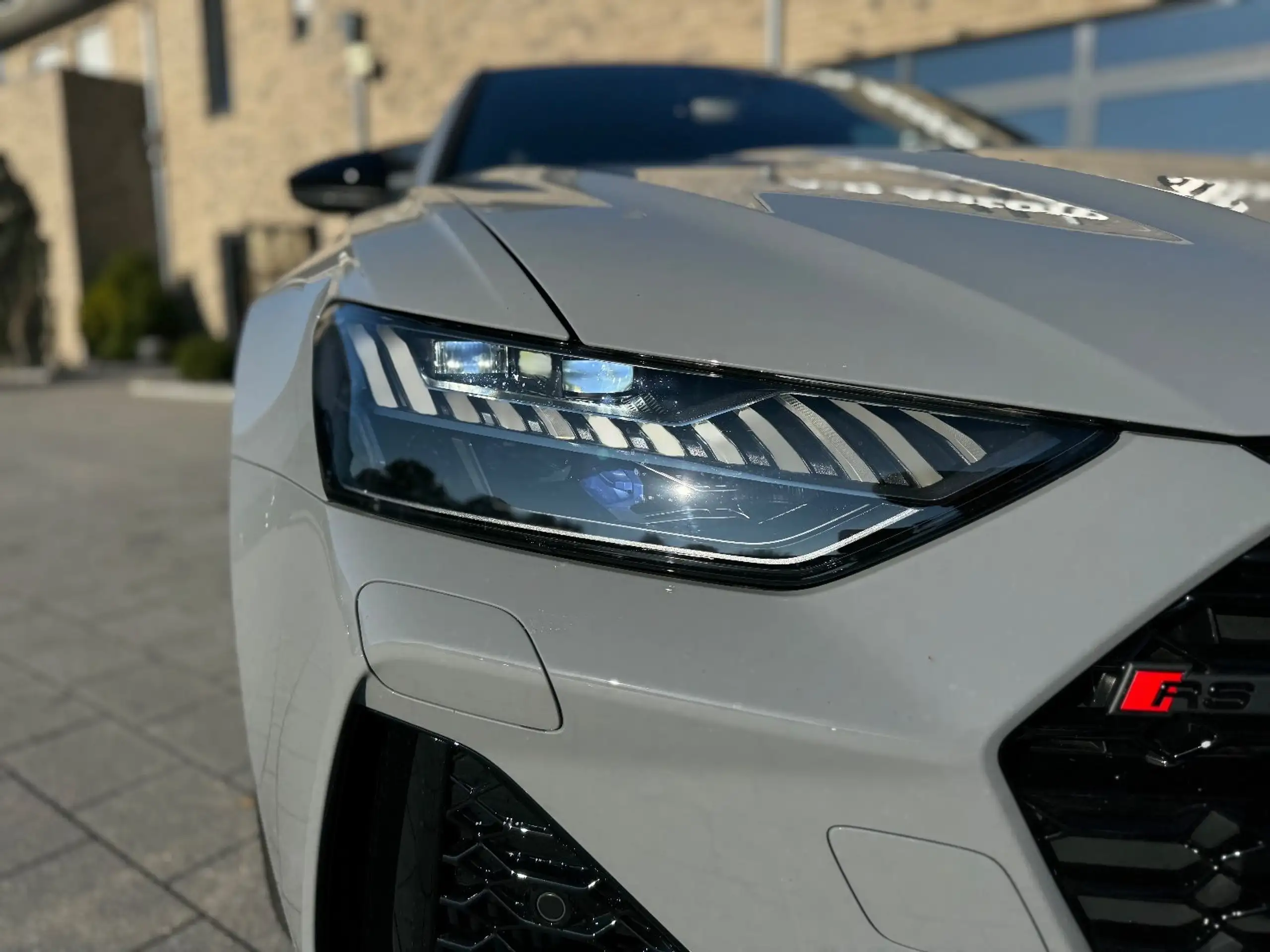 Audi - RS6