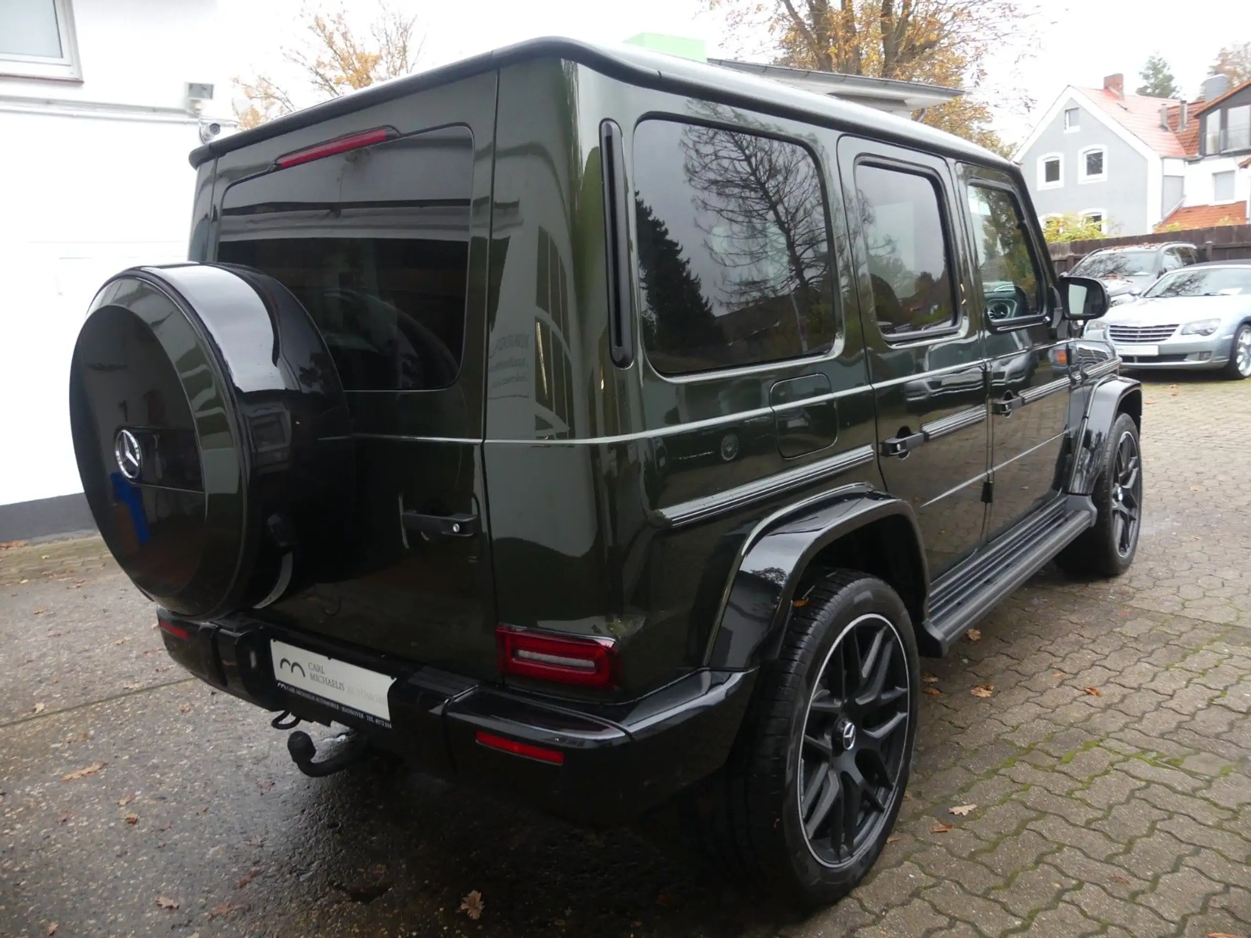 Mercedes-Benz - G 400