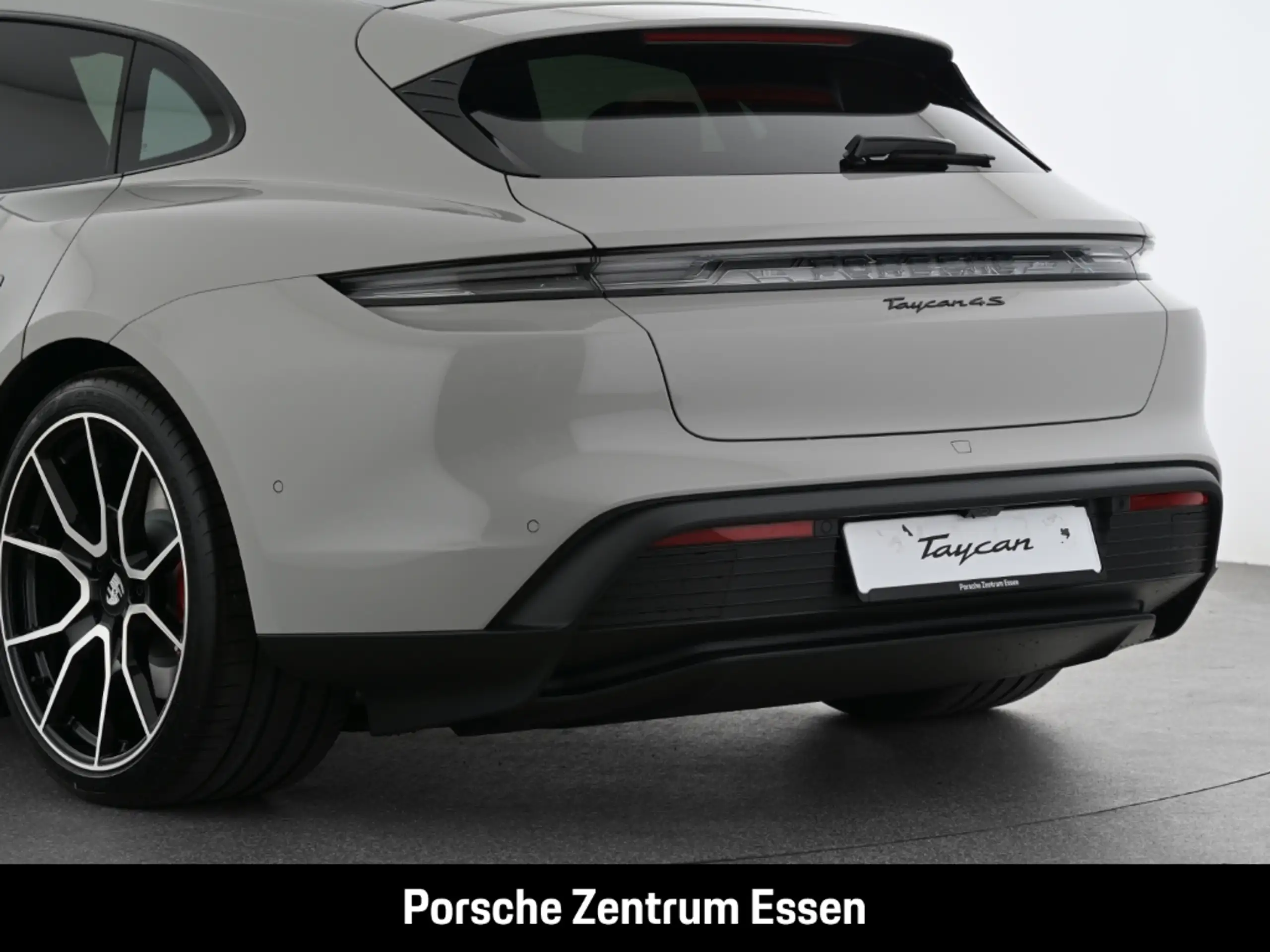 Porsche - Taycan