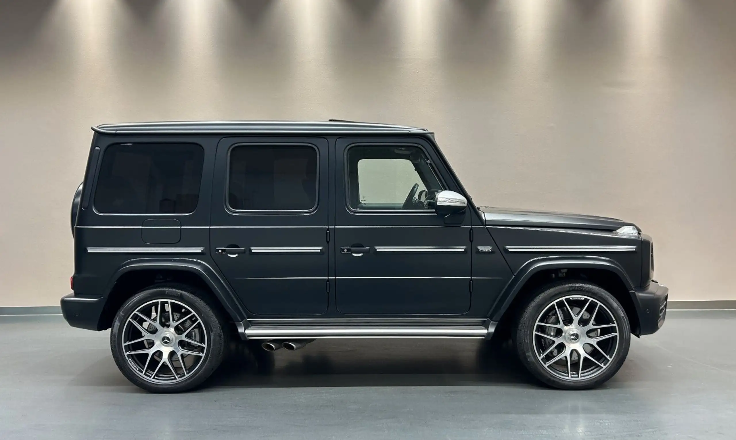 Mercedes-Benz - G 63 AMG