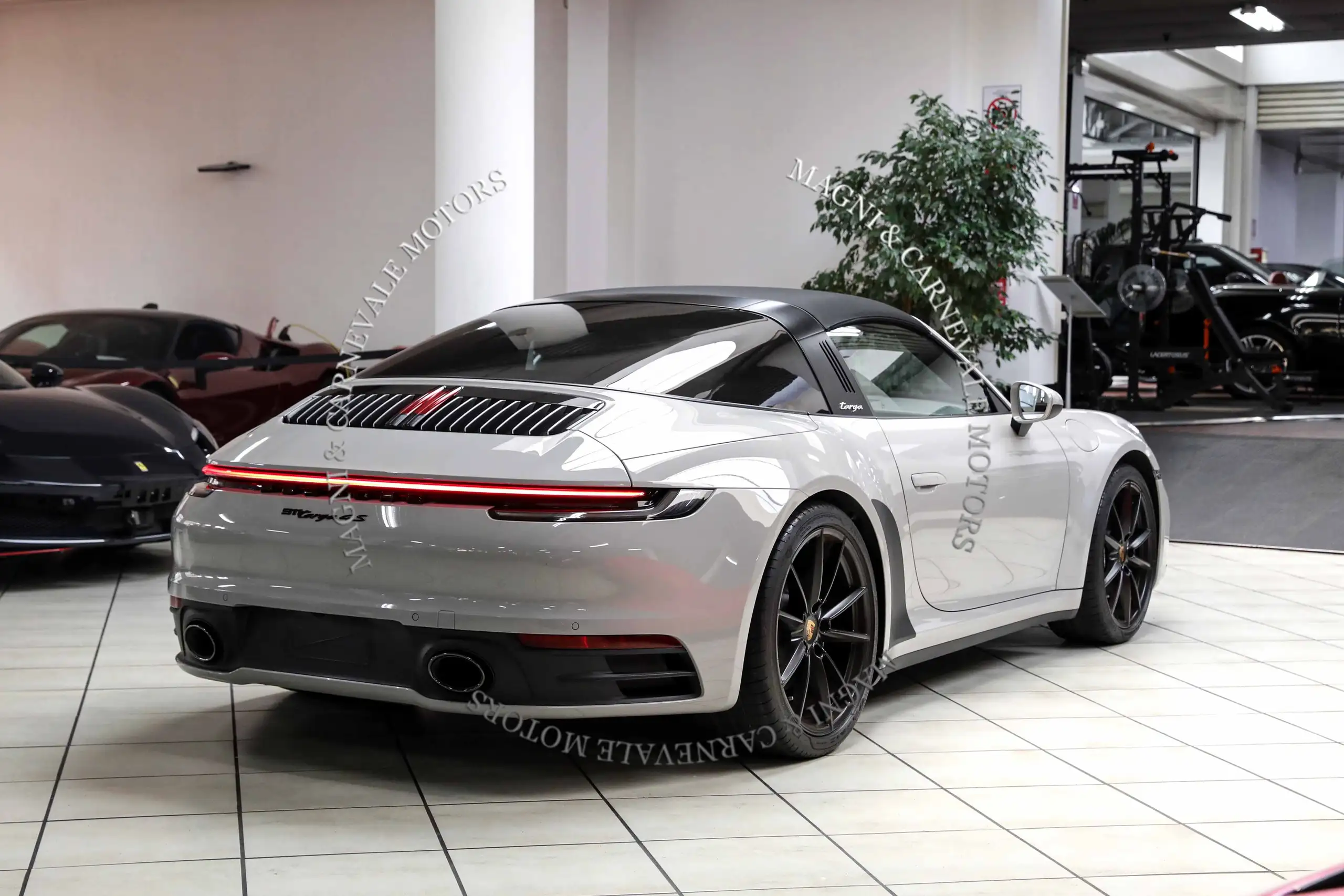 Porsche - 992