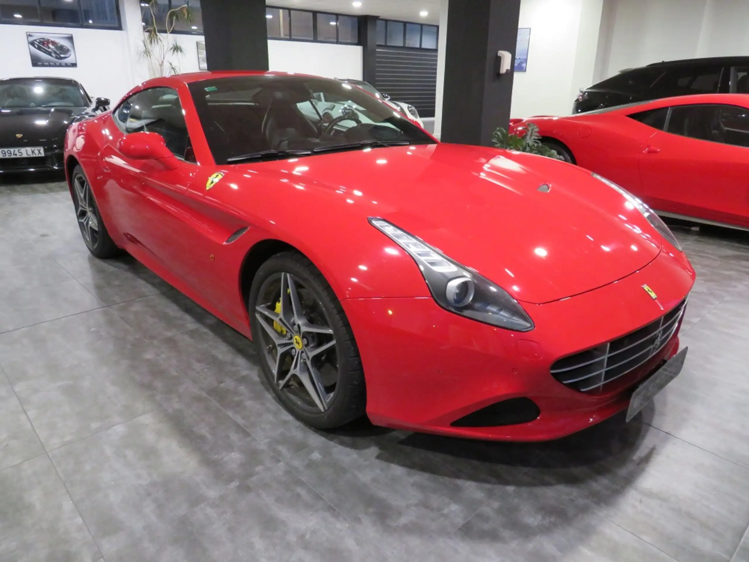 Ferrari - California