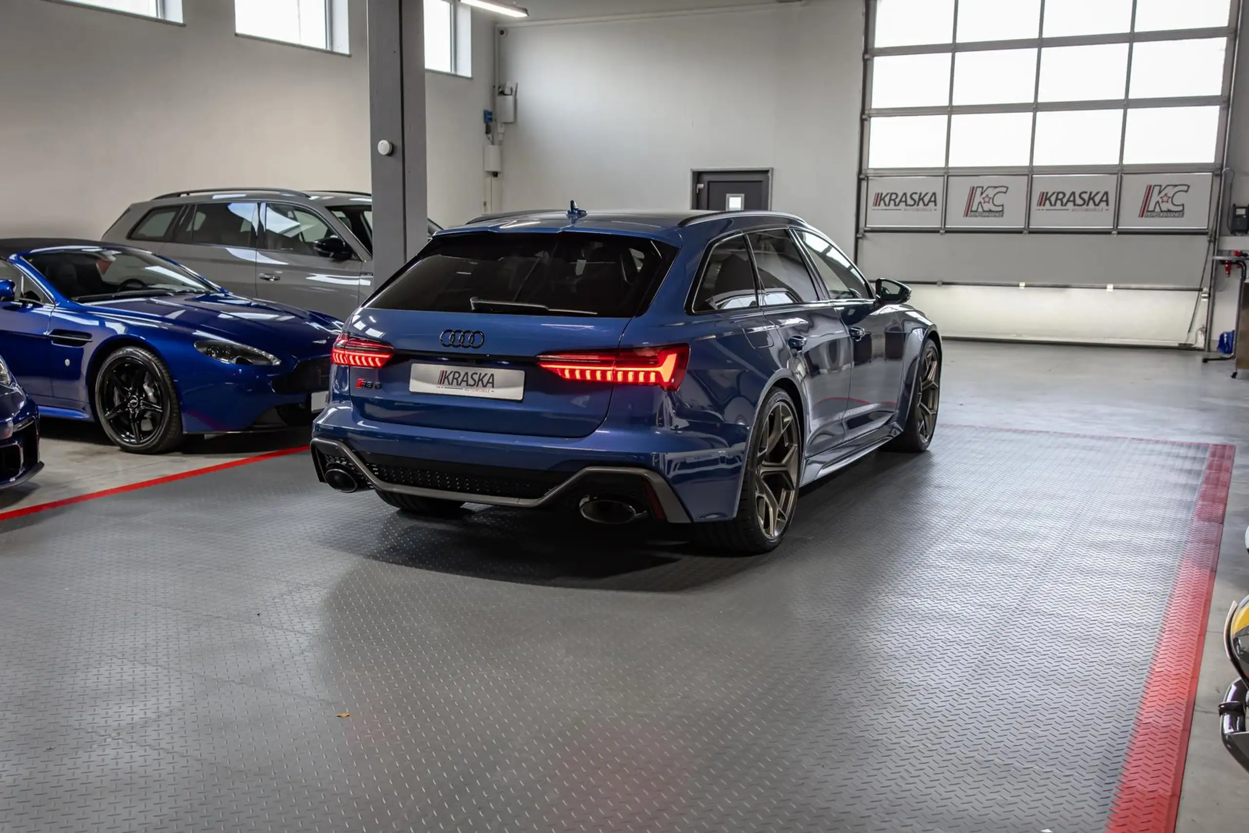 Audi - RS6